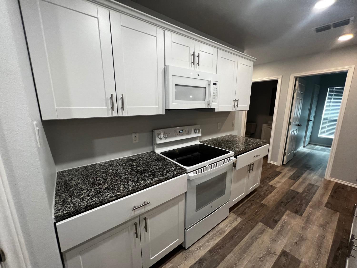 5504 Jarvis Street, Unit A