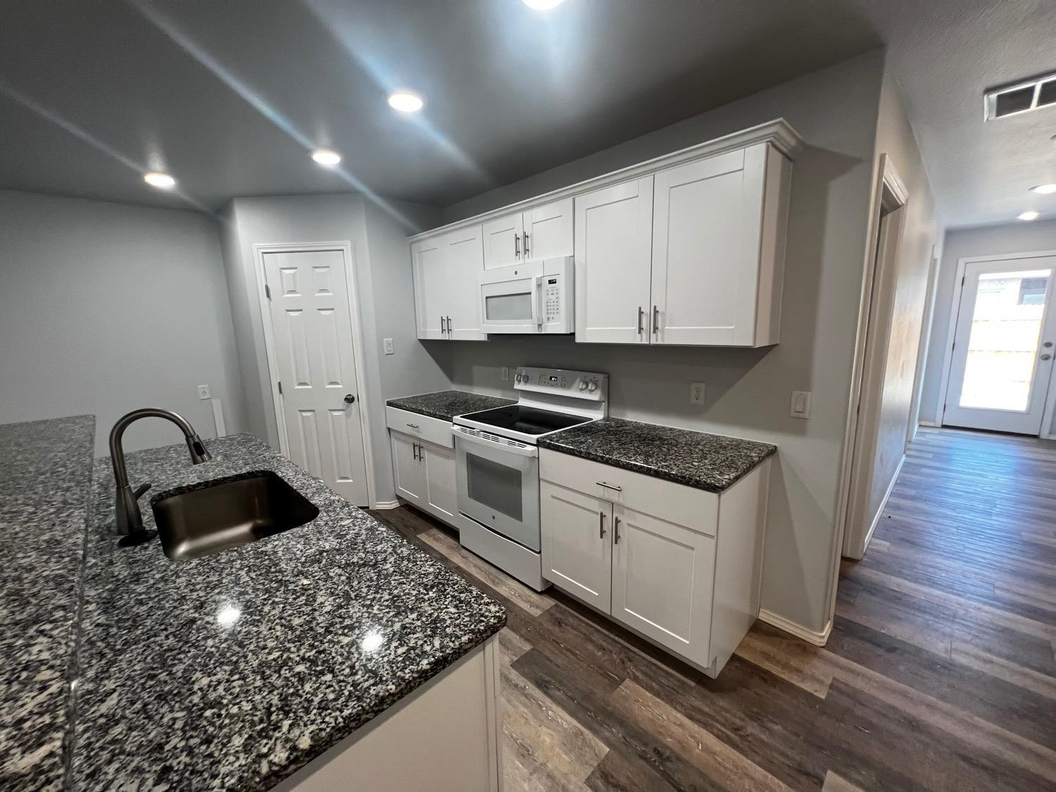 5504 Jarvis Street, Unit A