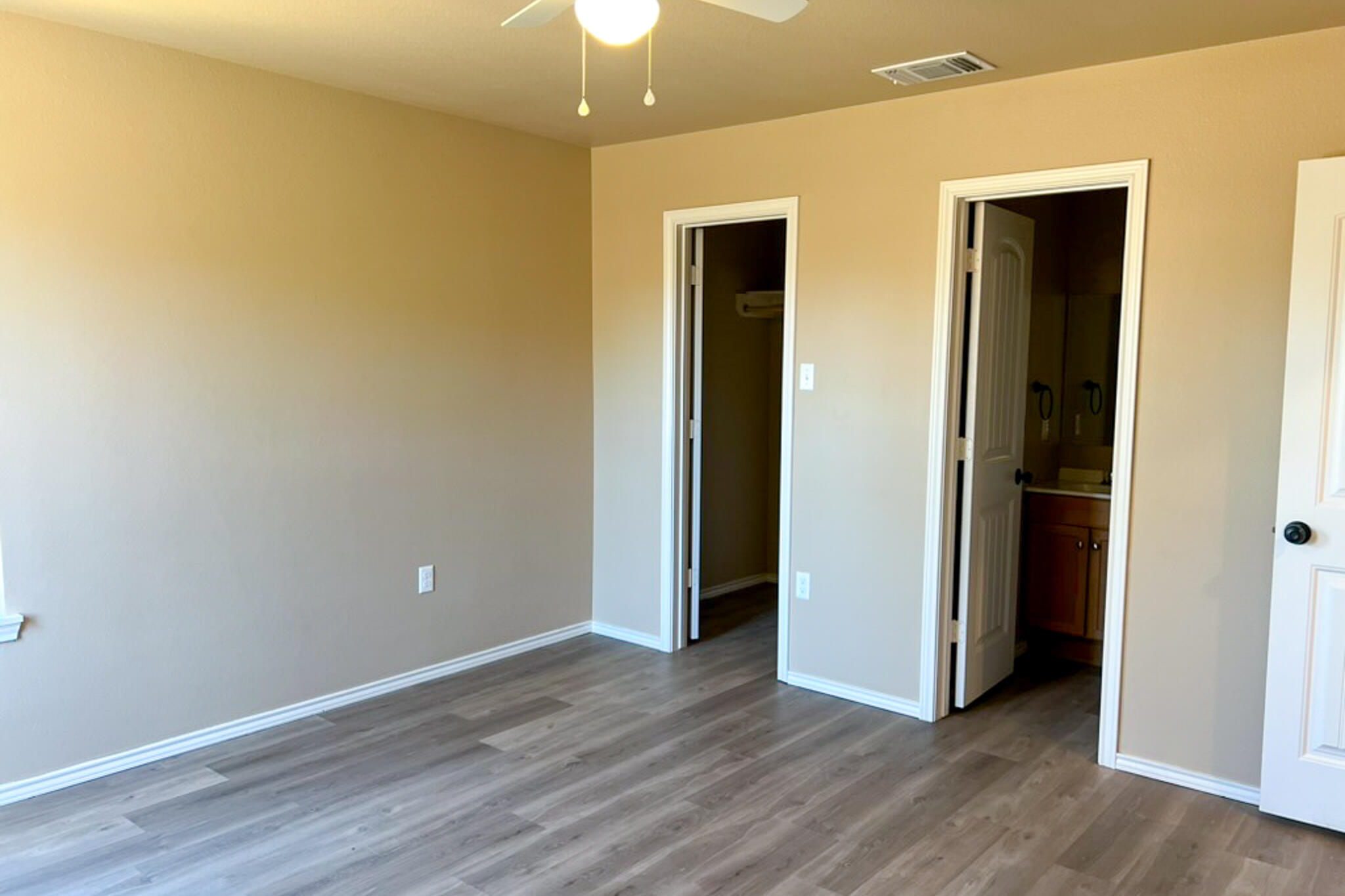 3414 E 3rd Street, Lubbock