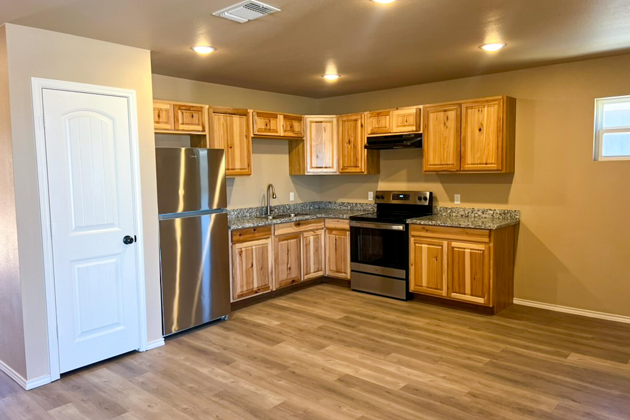 3414 E 3rd Street, Lubbock