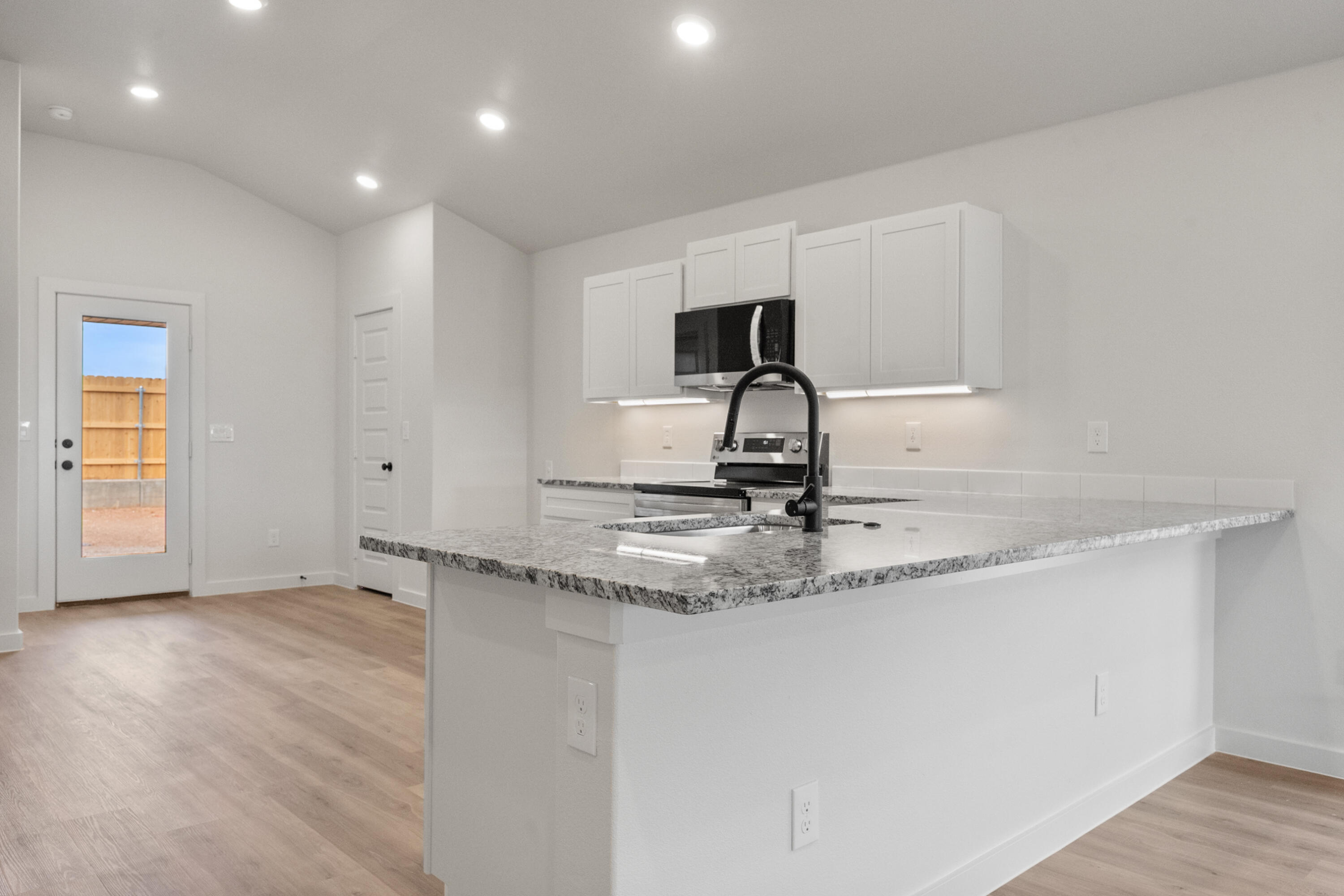 2025 Cottonwood Avenue