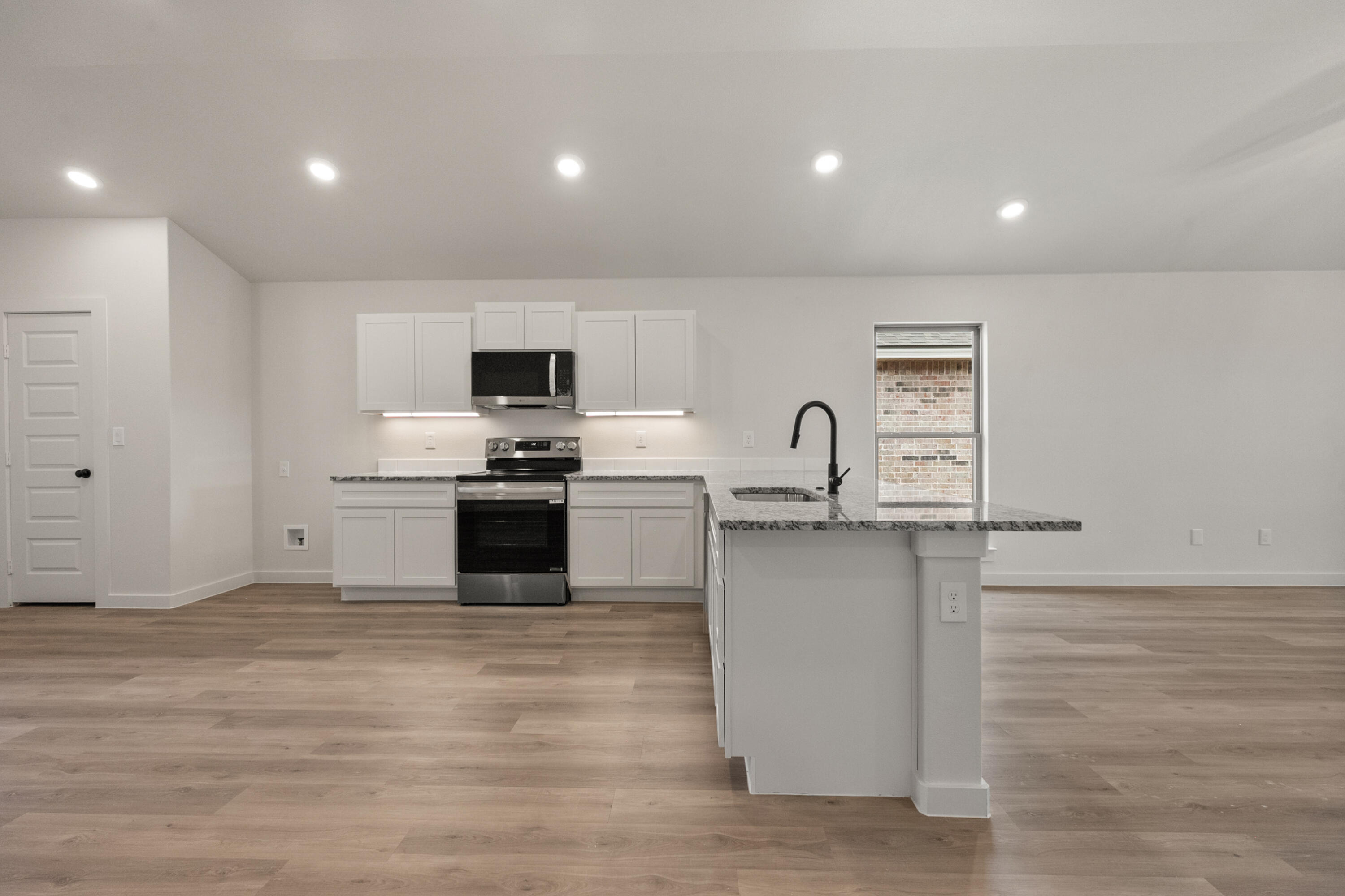 2025 Cottonwood Avenue