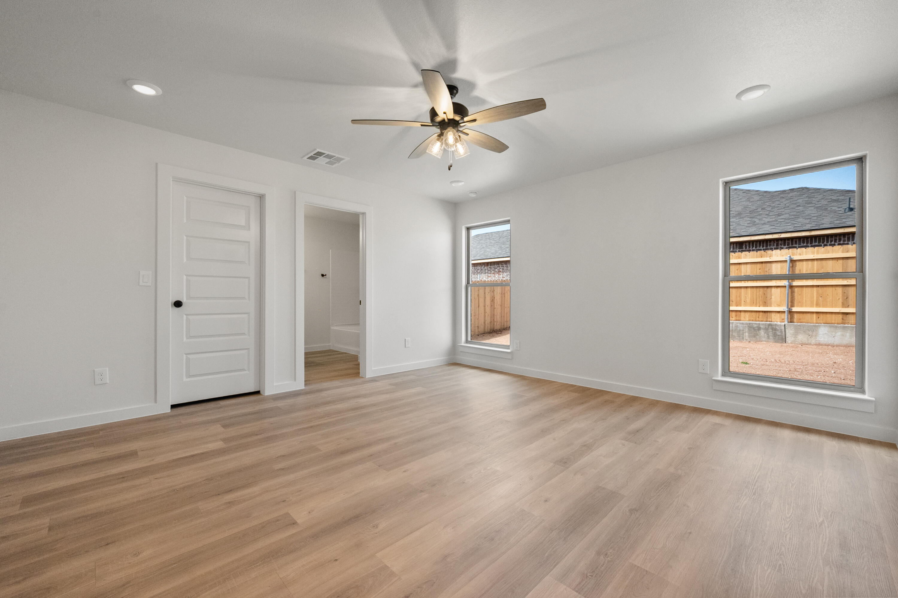 2025 Cottonwood Avenue