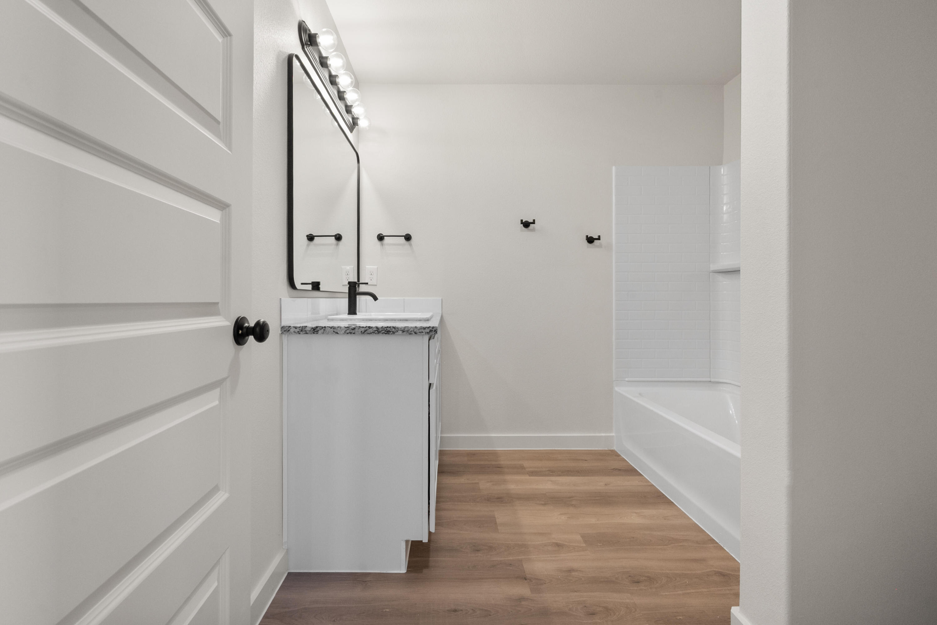 2025 Cottonwood Avenue