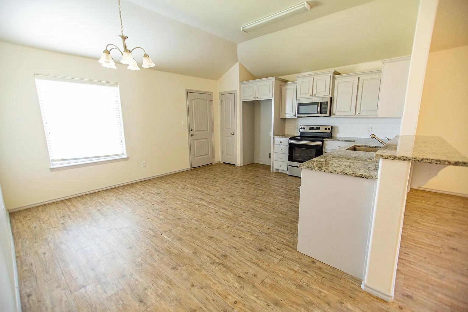 1406 Kingston Street