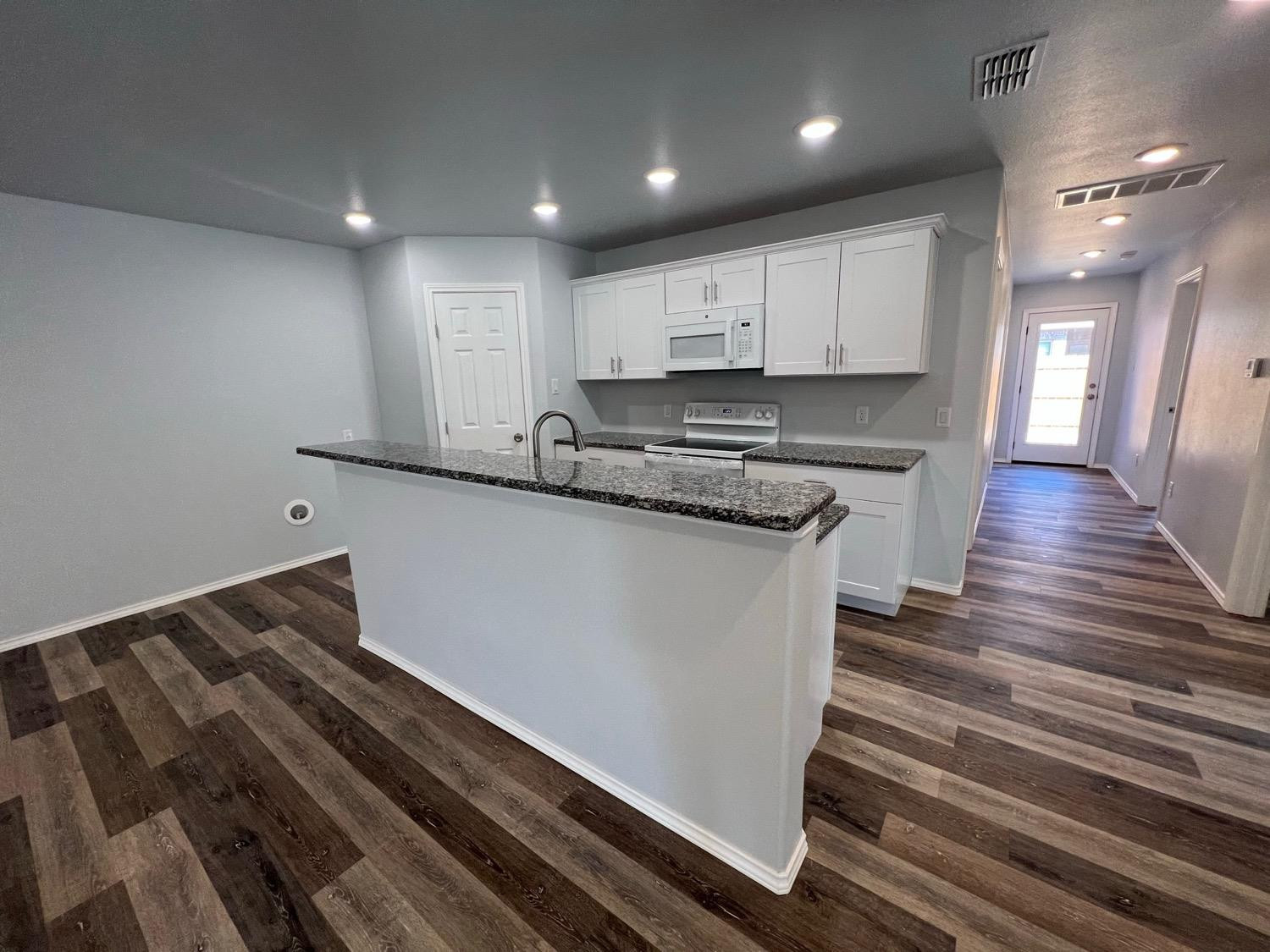 5611 Jarvis Street, Unit B