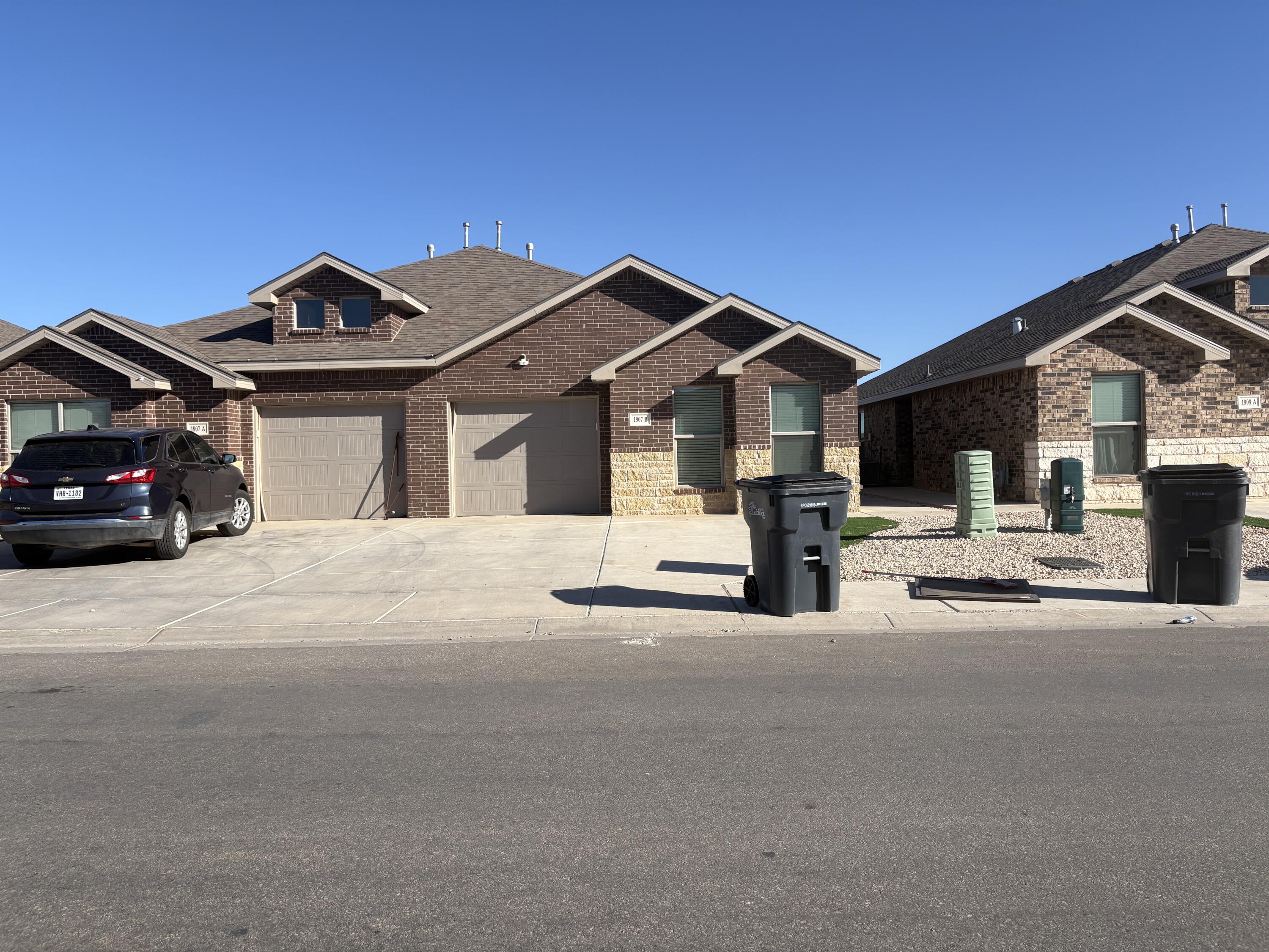 1907 Langford Avenue, # 1-2