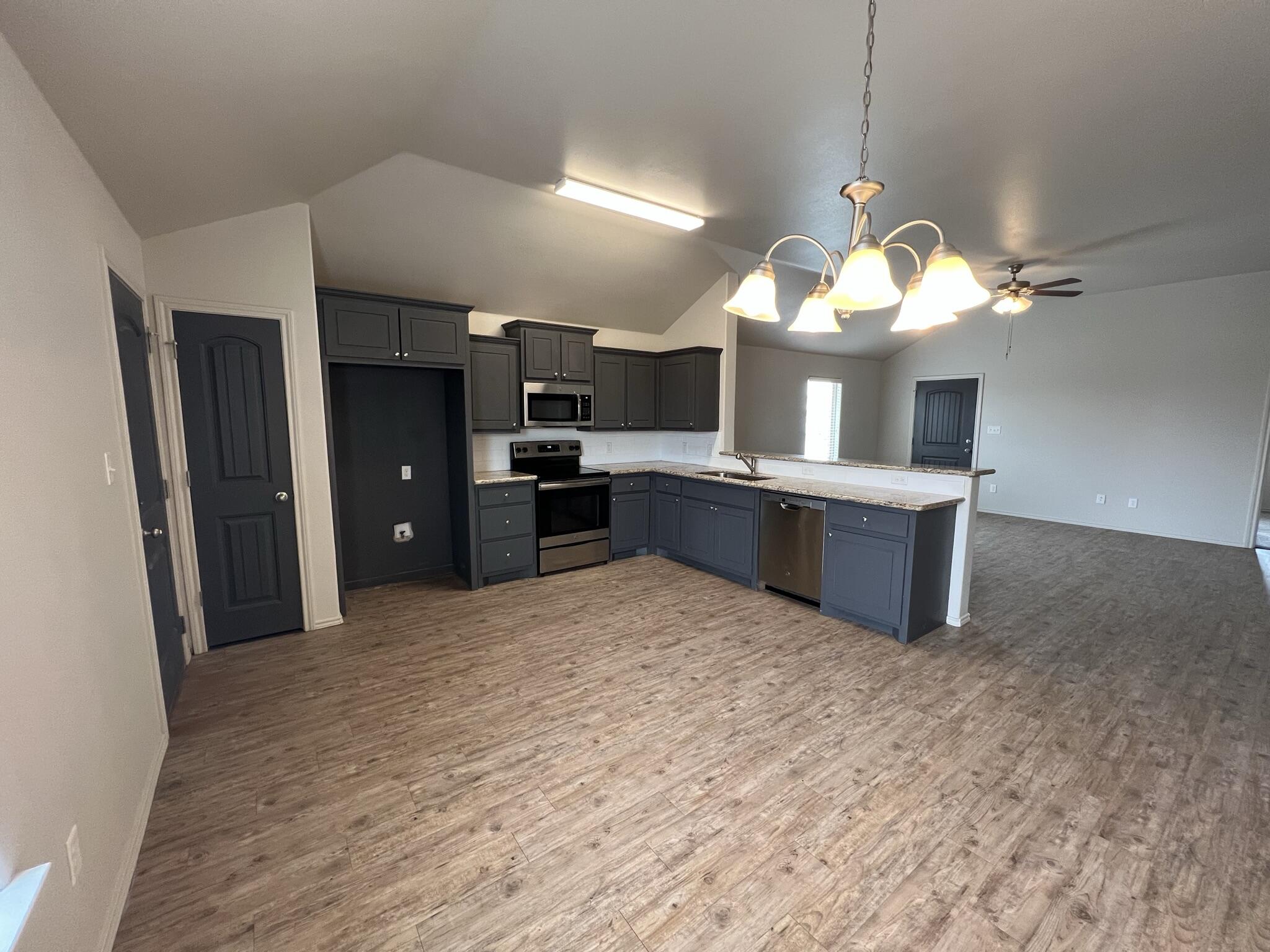 716 Hillshire Avenue