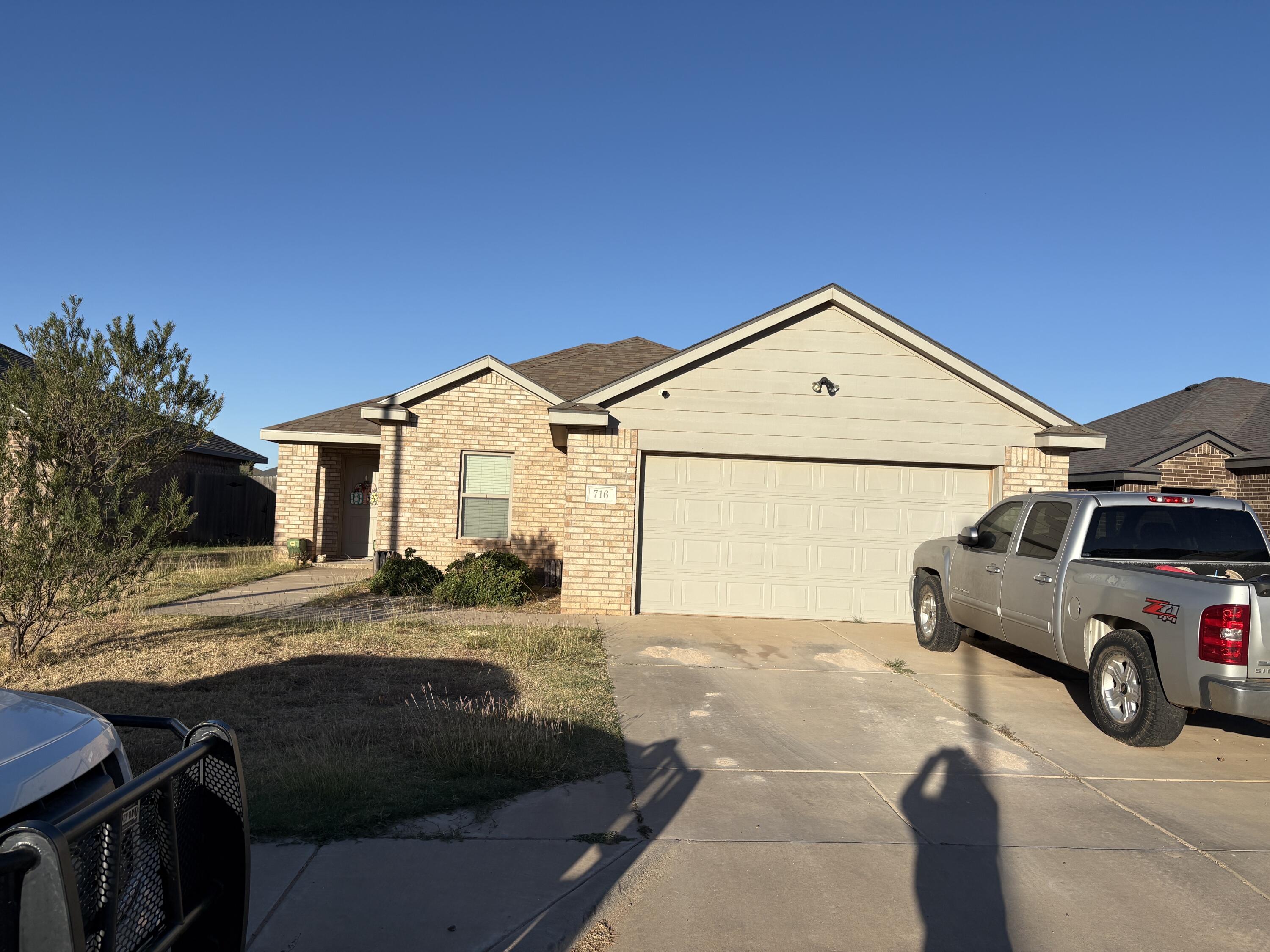 716 Hillshire Avenue