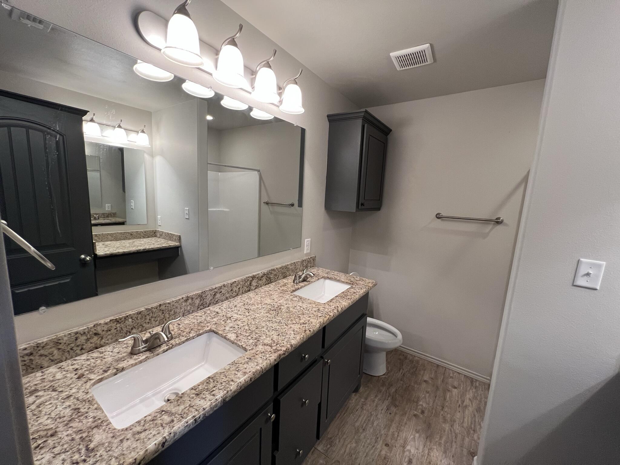 716 Hillshire Avenue