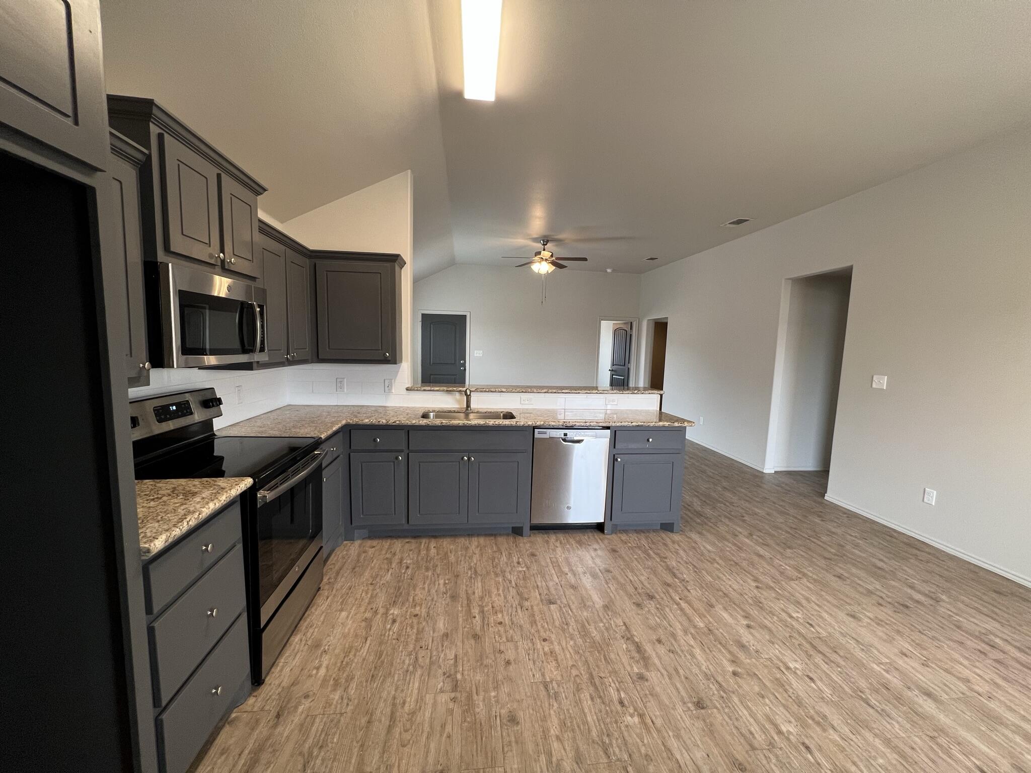 716 Hillshire Avenue