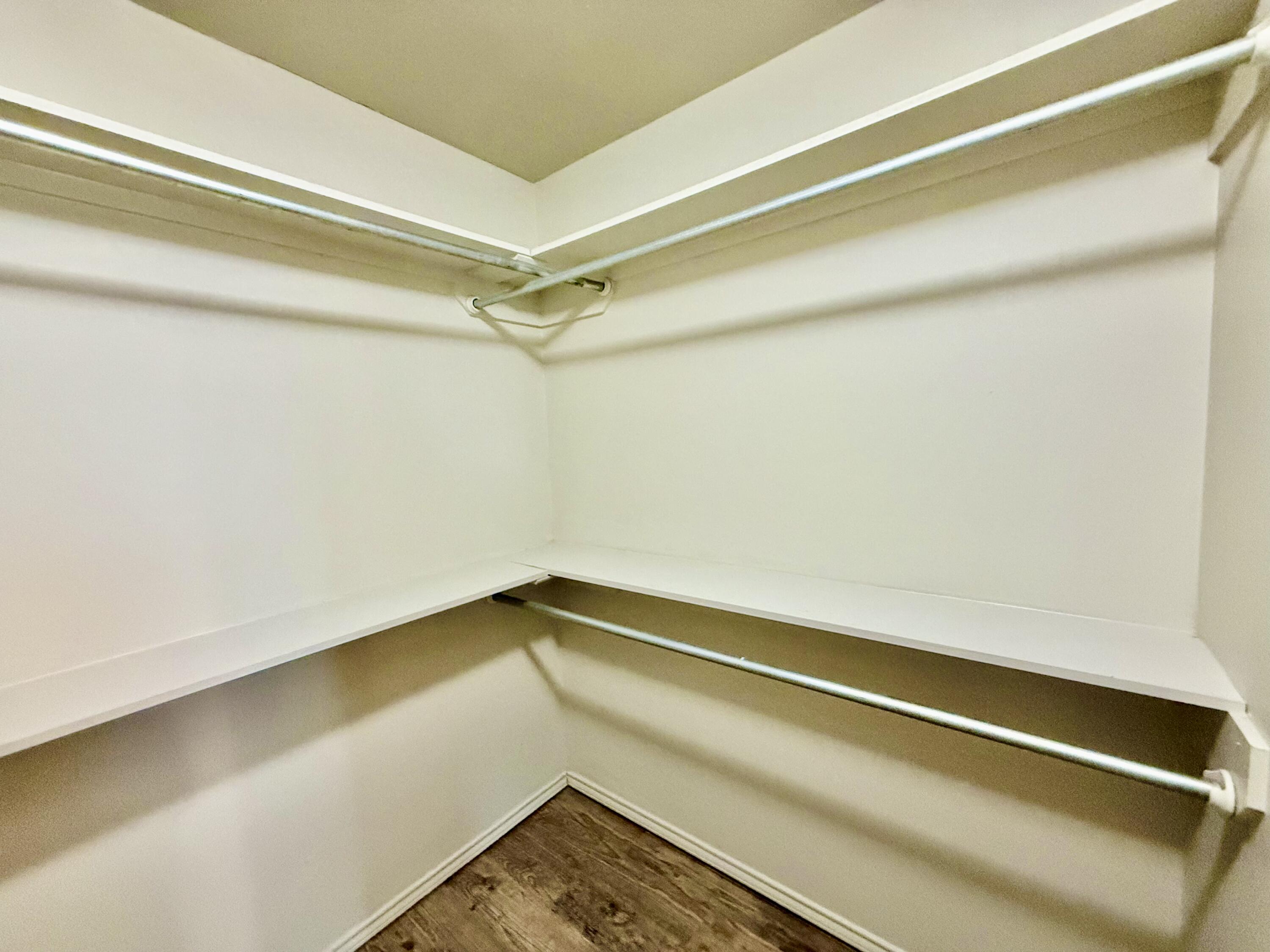 909 Manchester Court