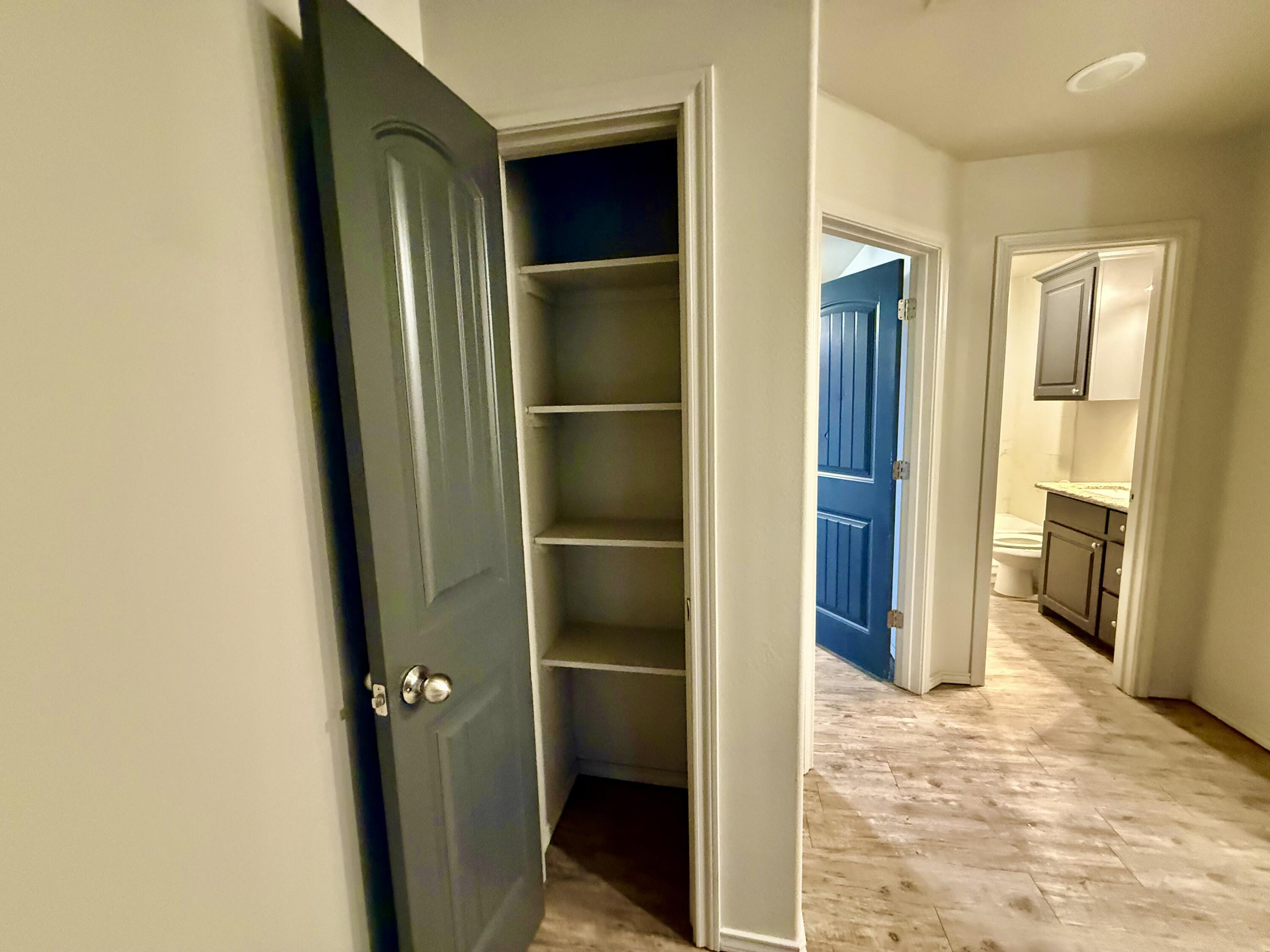 909 Manchester Court