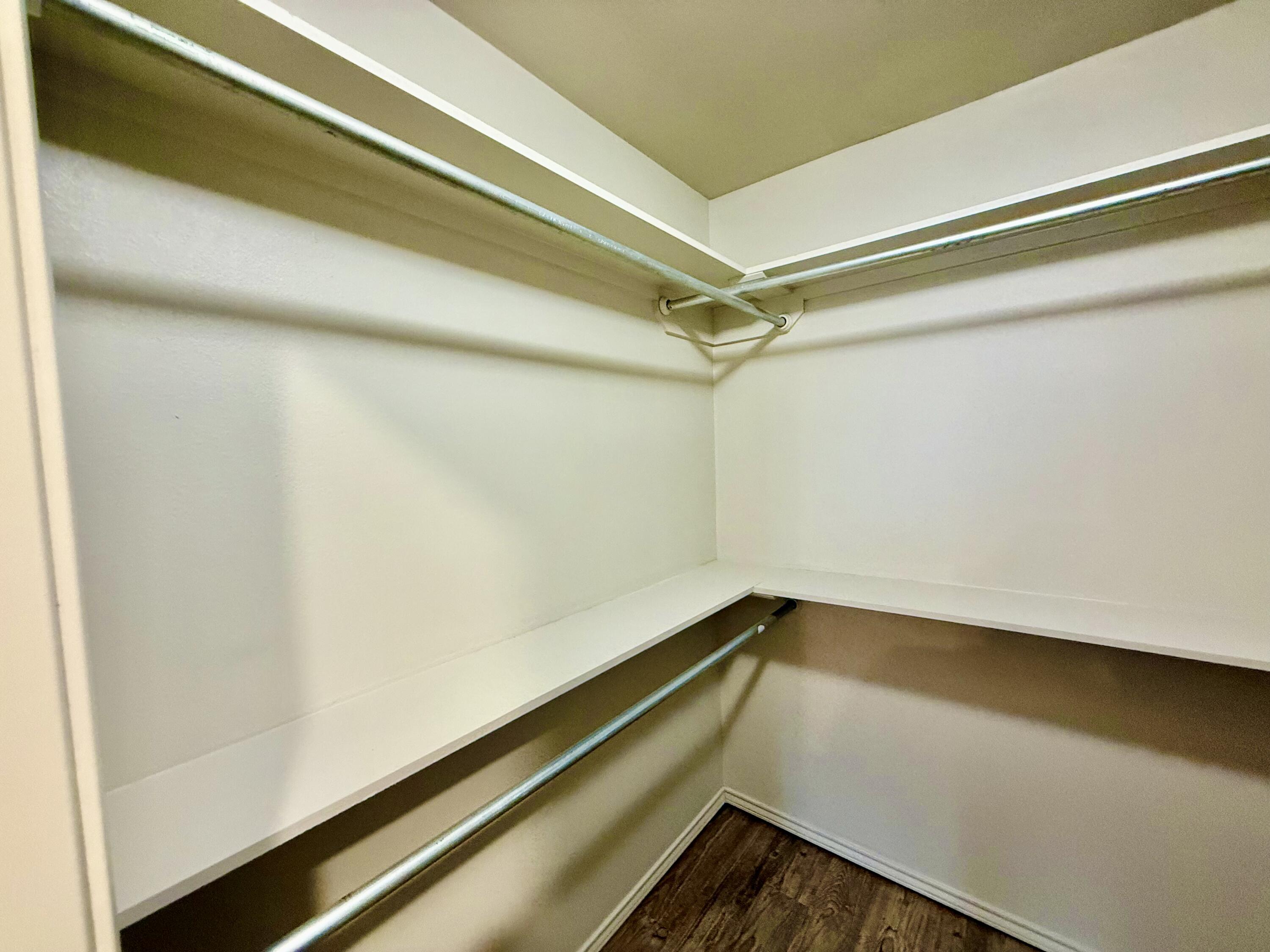 909 Manchester Court