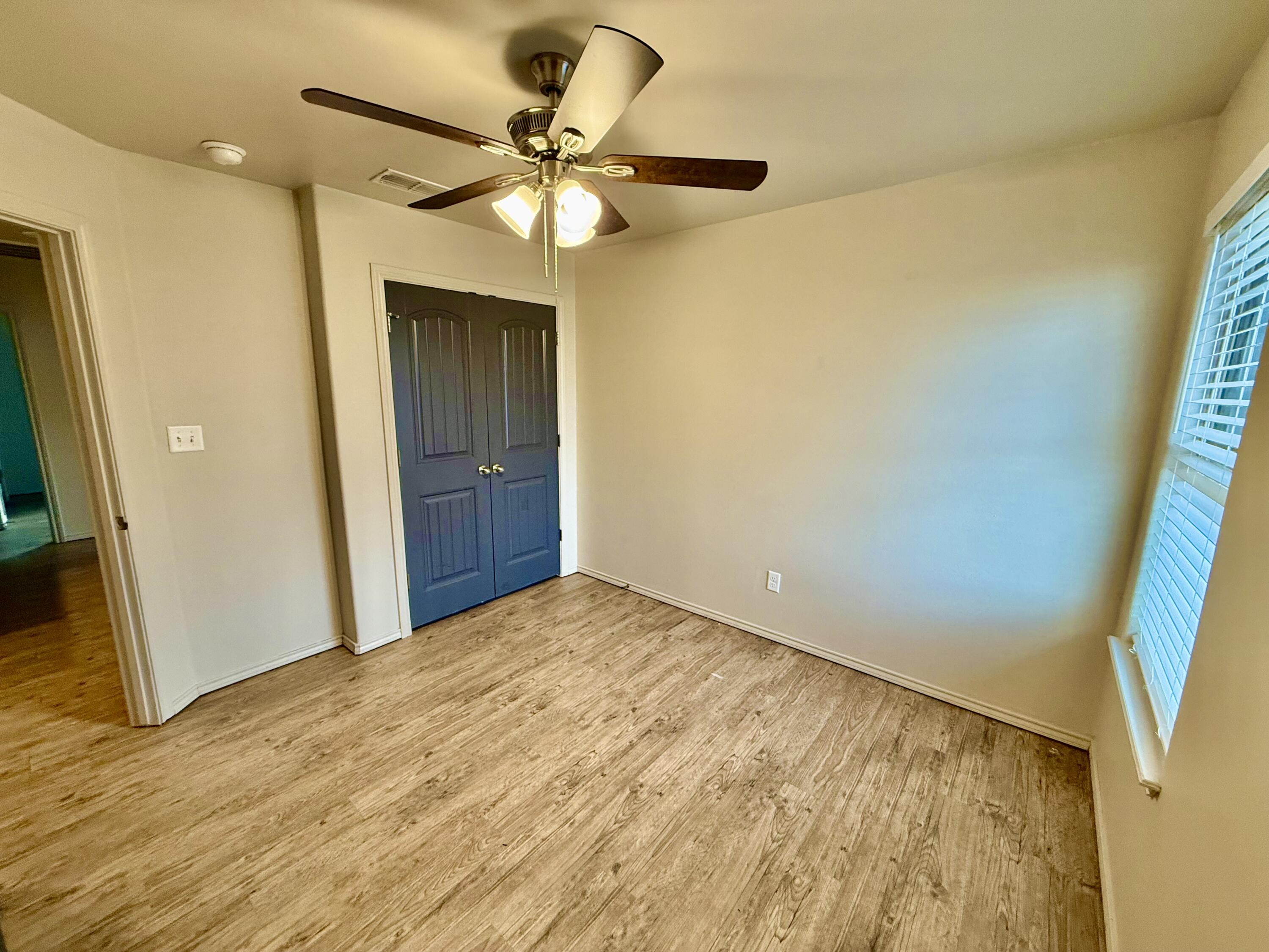 909 Manchester Court