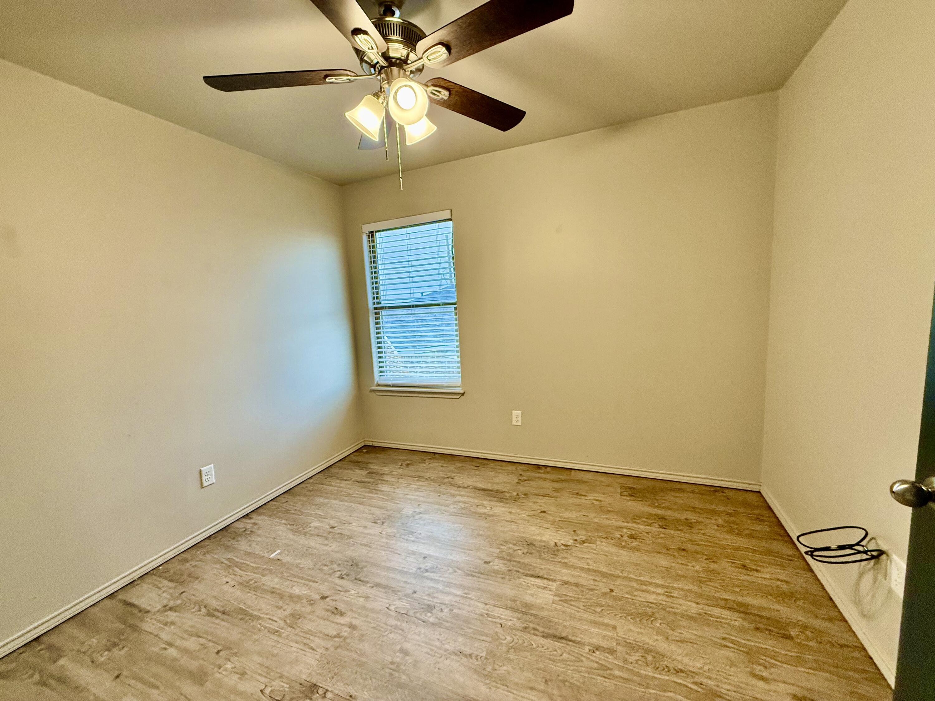 909 Manchester Court