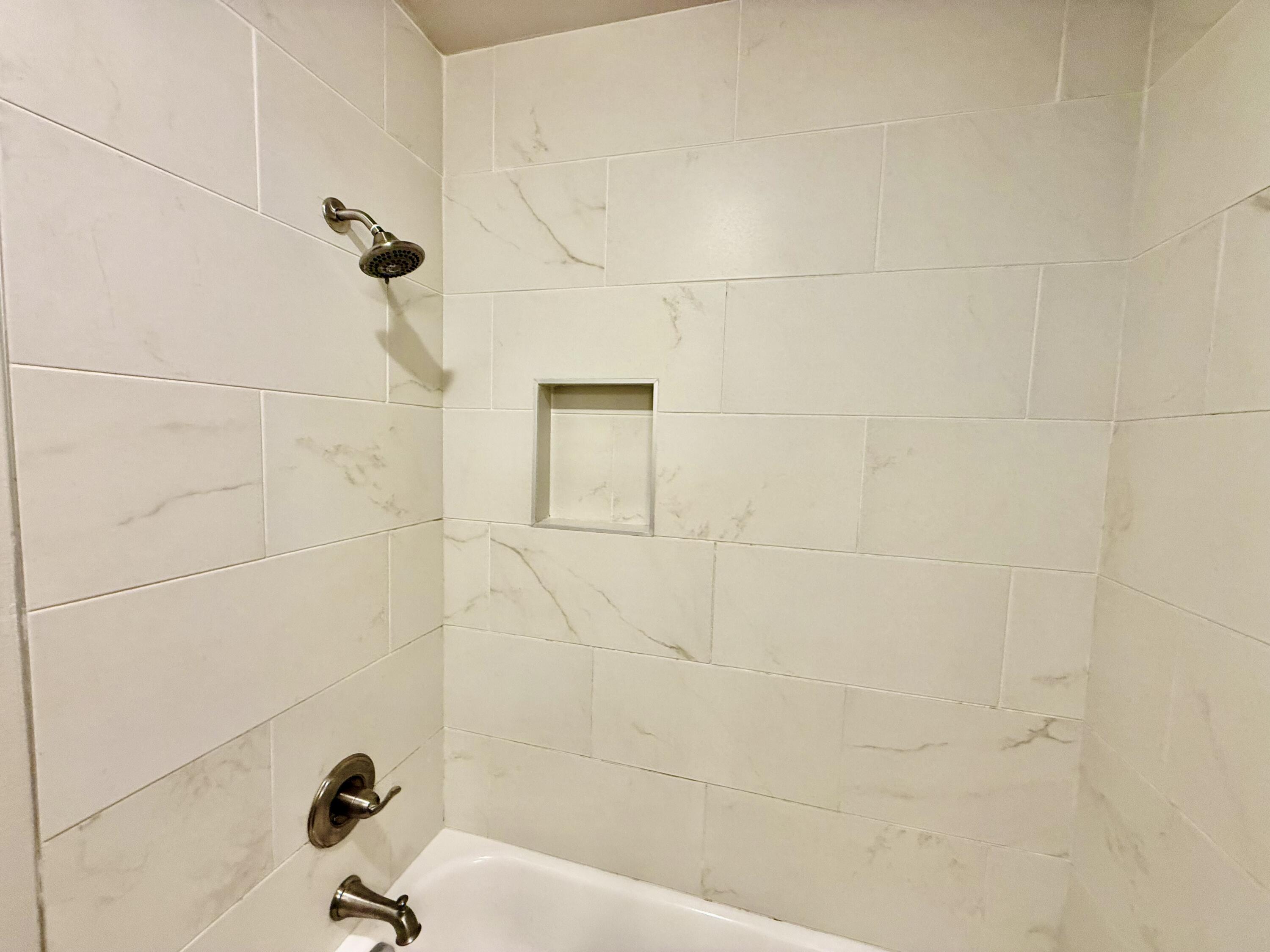 909 Manchester Court