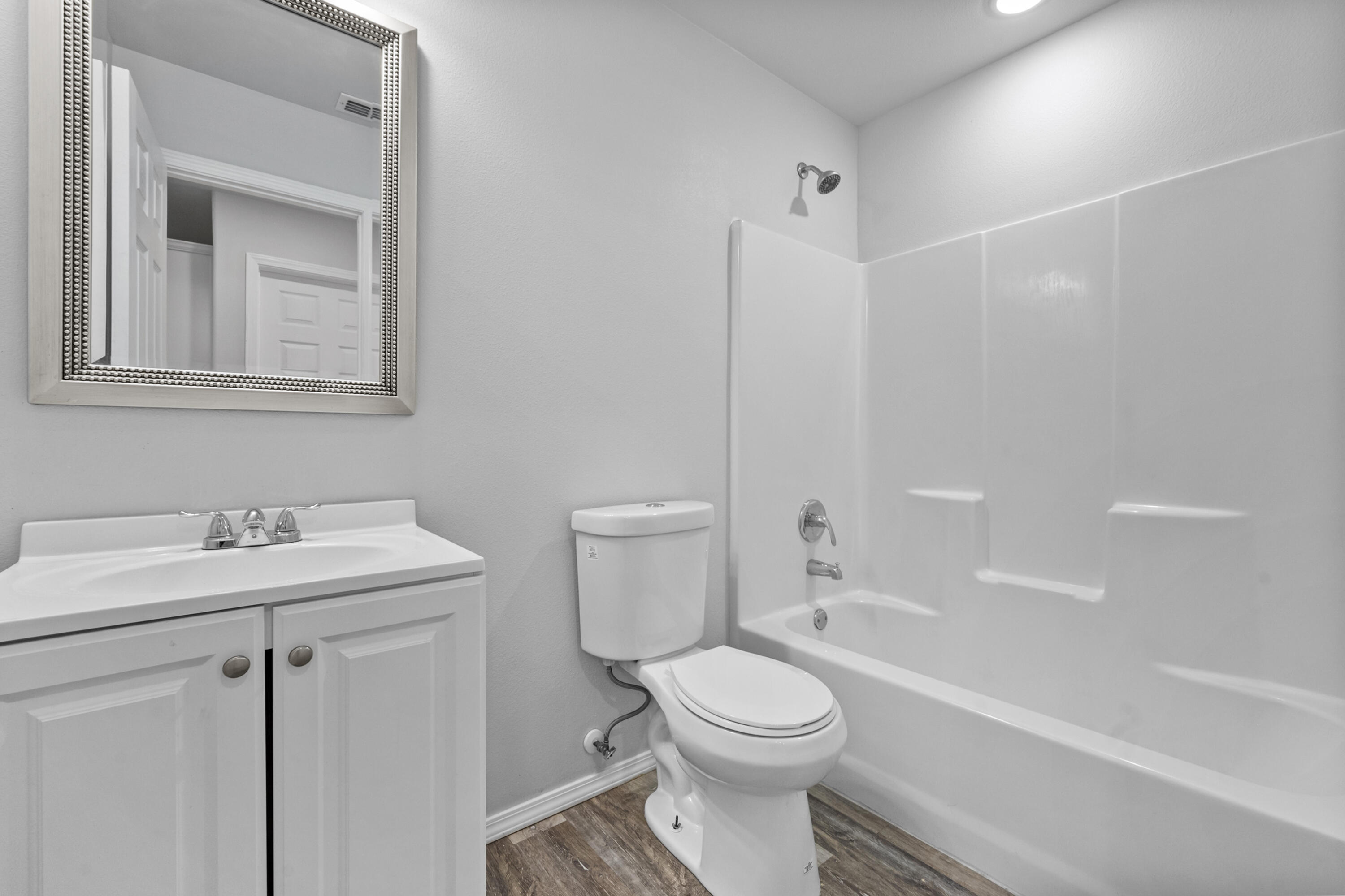 5609 Jarvis Street, Unit B