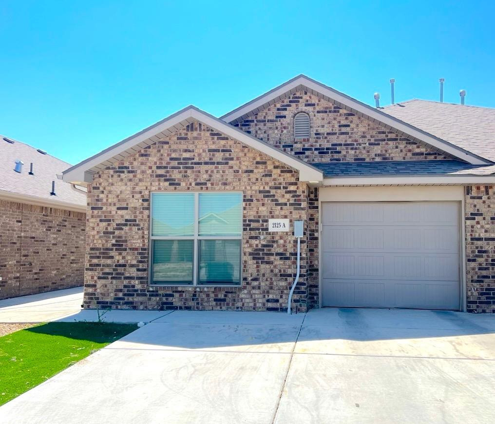 2125 N Texas Avenue, Unit B