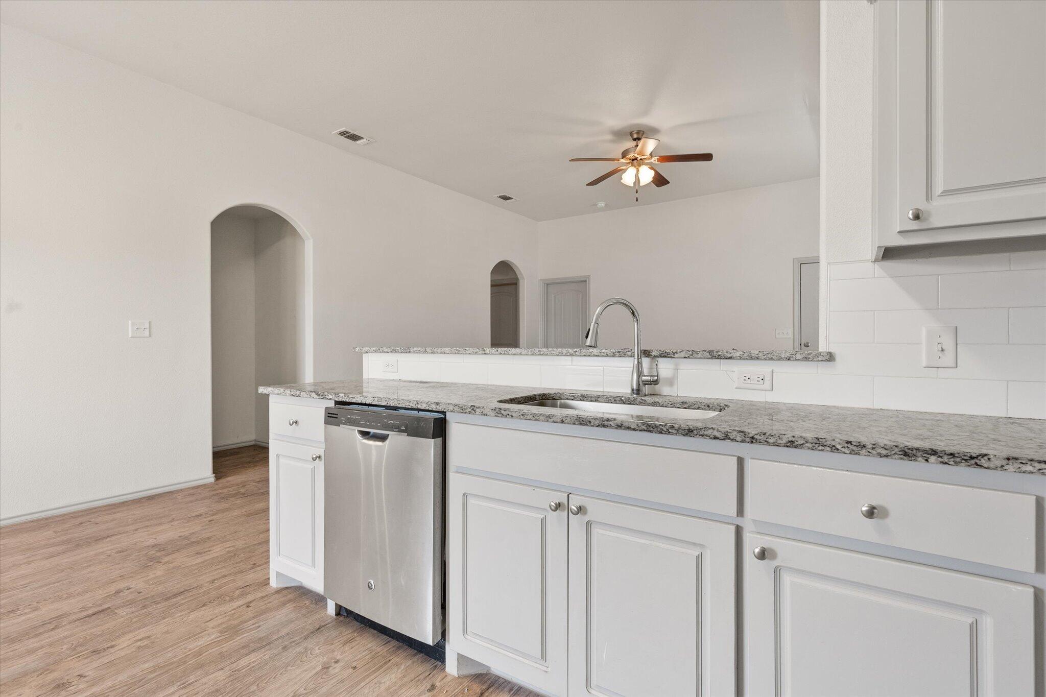 1012 Preston Trail