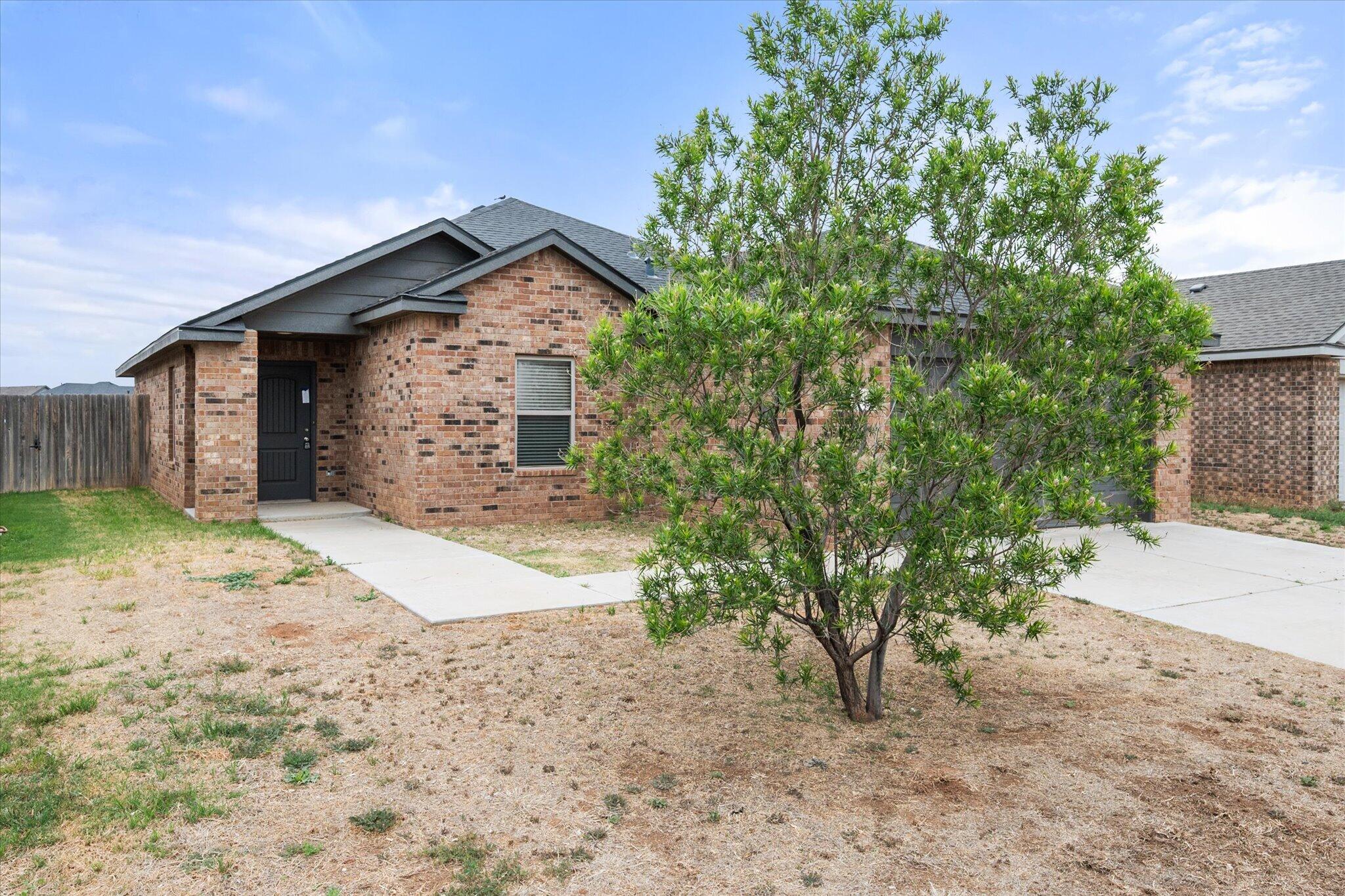 1012 Preston Trail