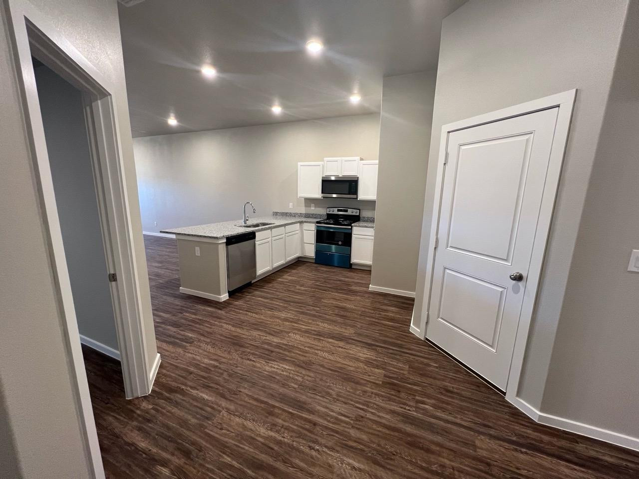 2106 Kokomo Avenue, Unit B