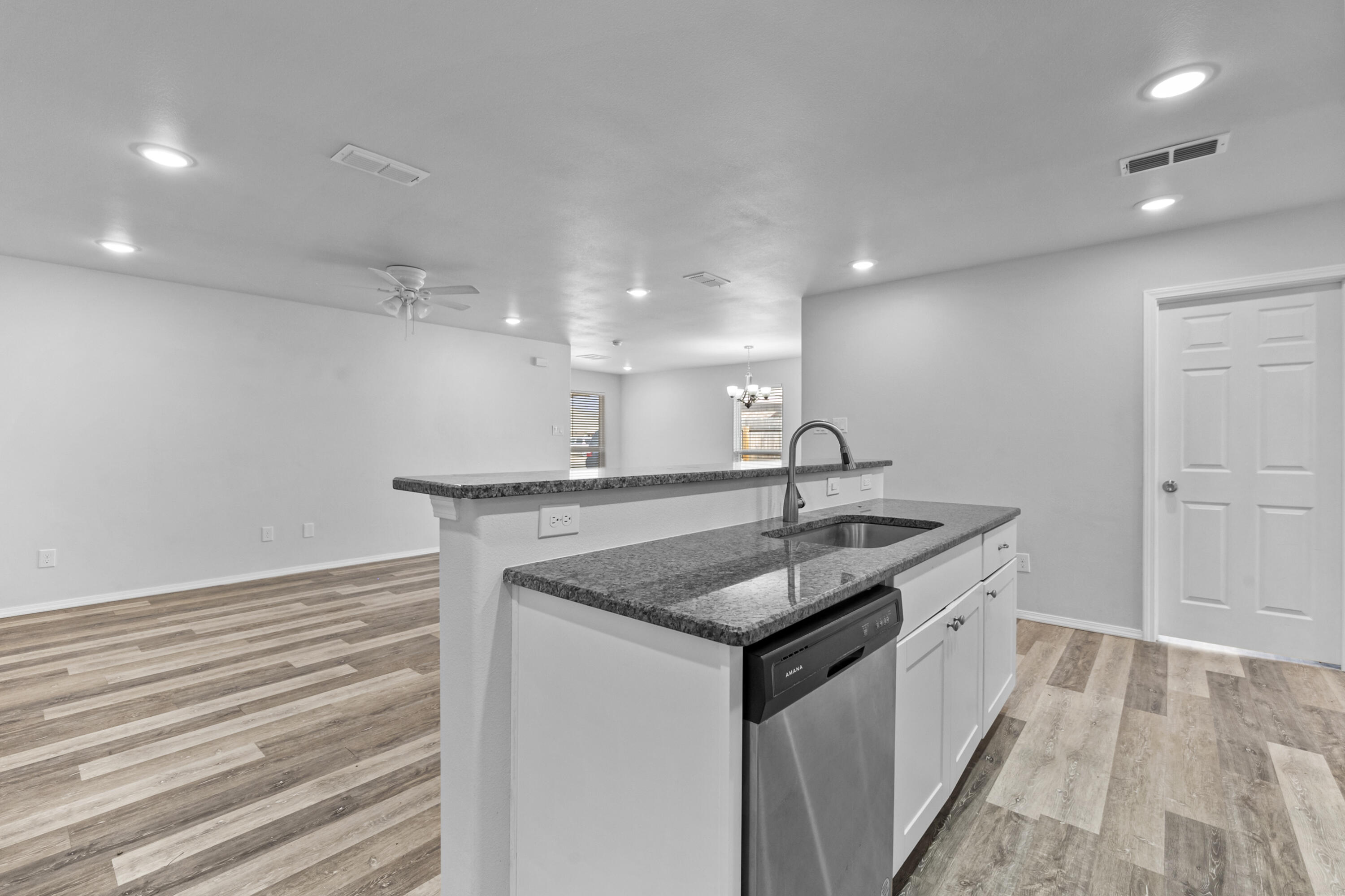 5609 Jarvis Street, Unit B