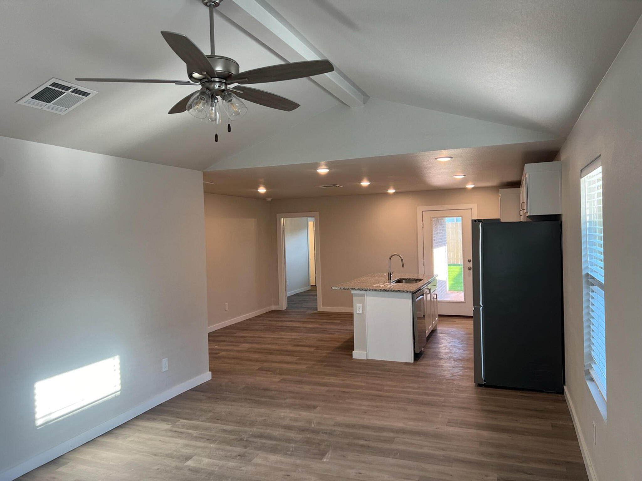 2127 N Texas Avenue, Unit B