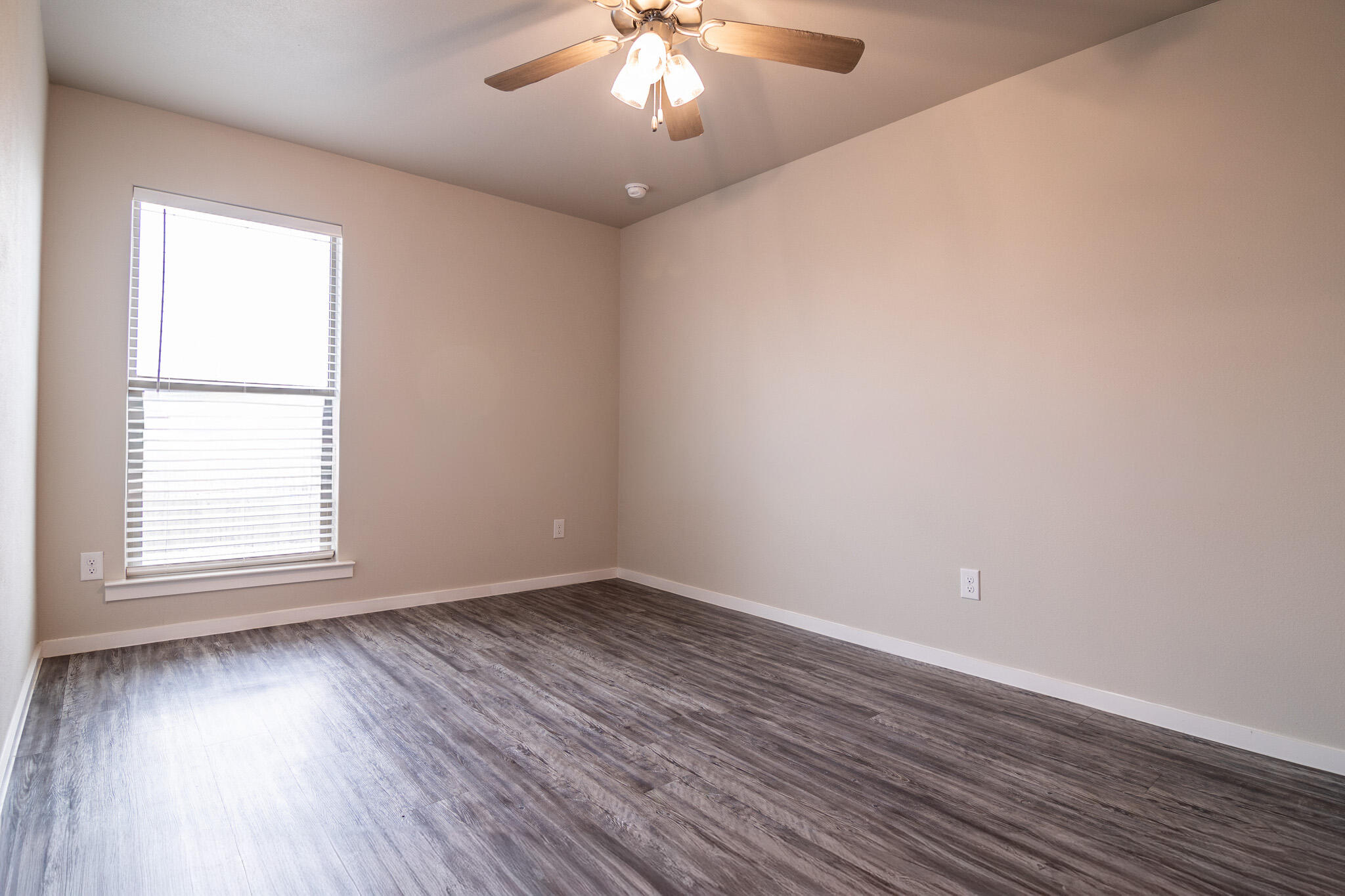 2127 N Texas Avenue, Unit B