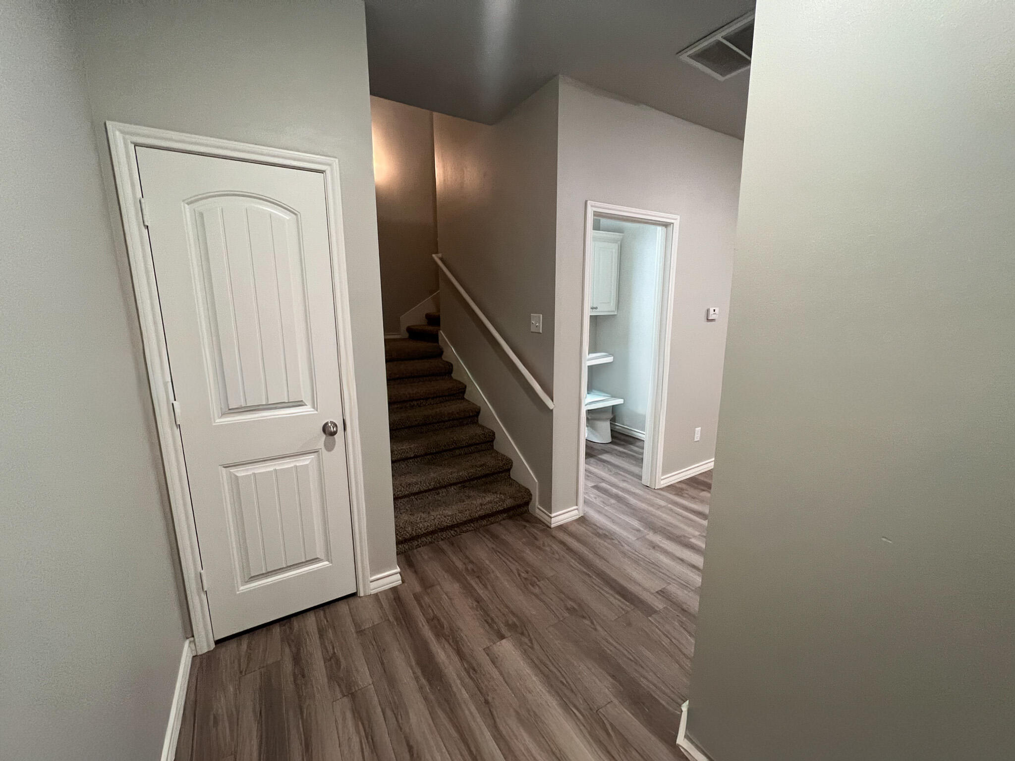 6040 24th Street, APT 6