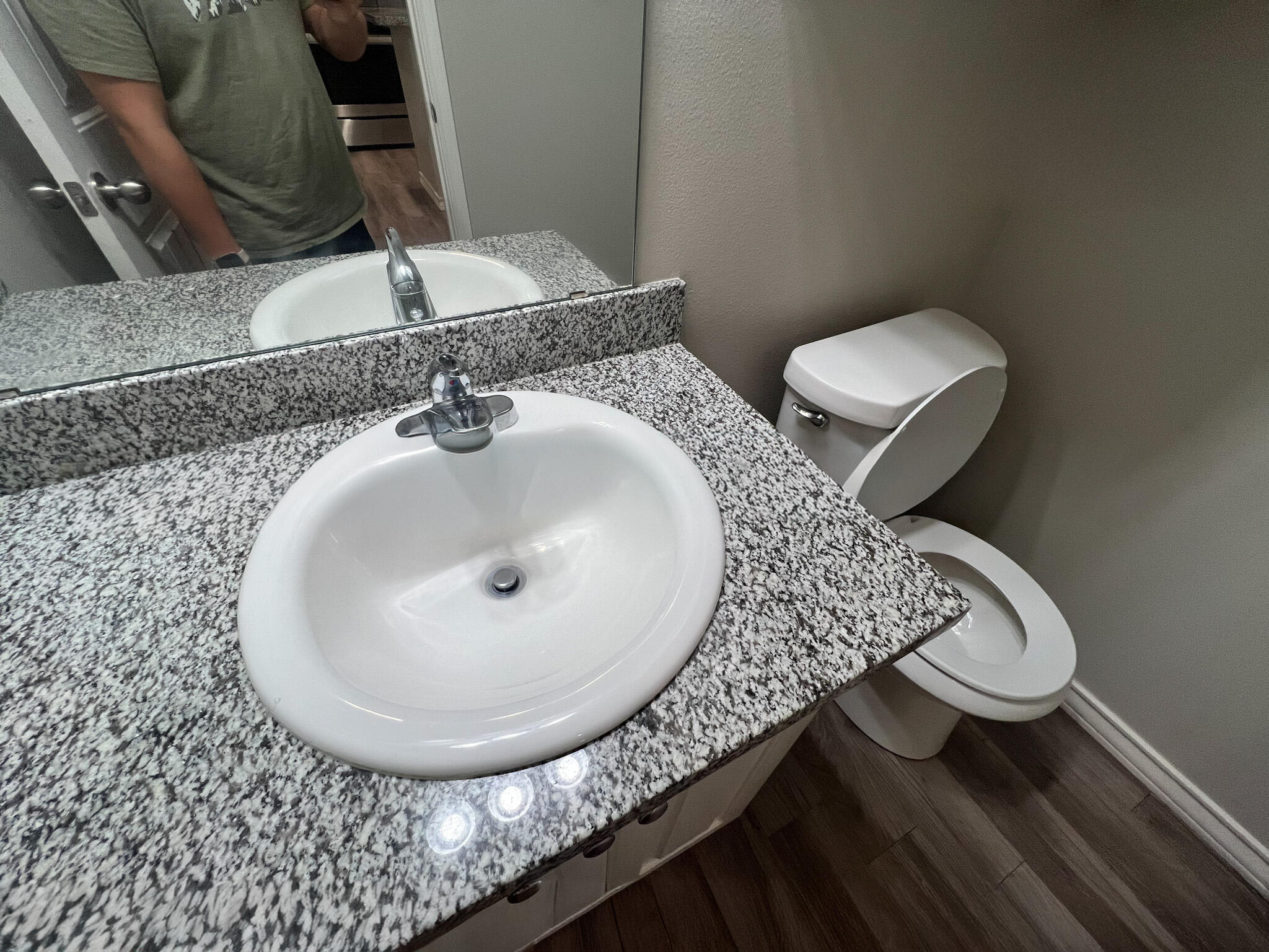 6040 24th Street, APT 6
