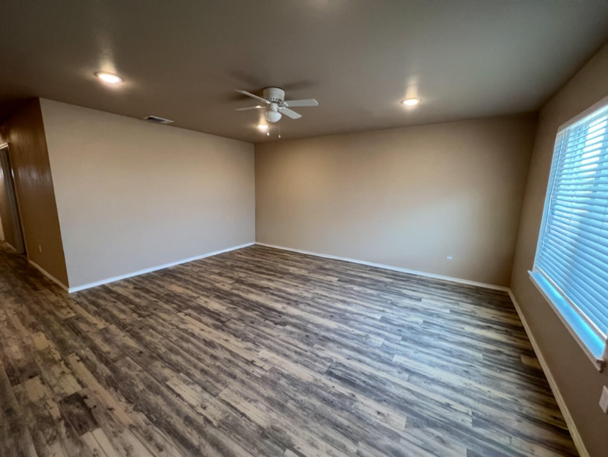 7412 5th Street, UNIT 2