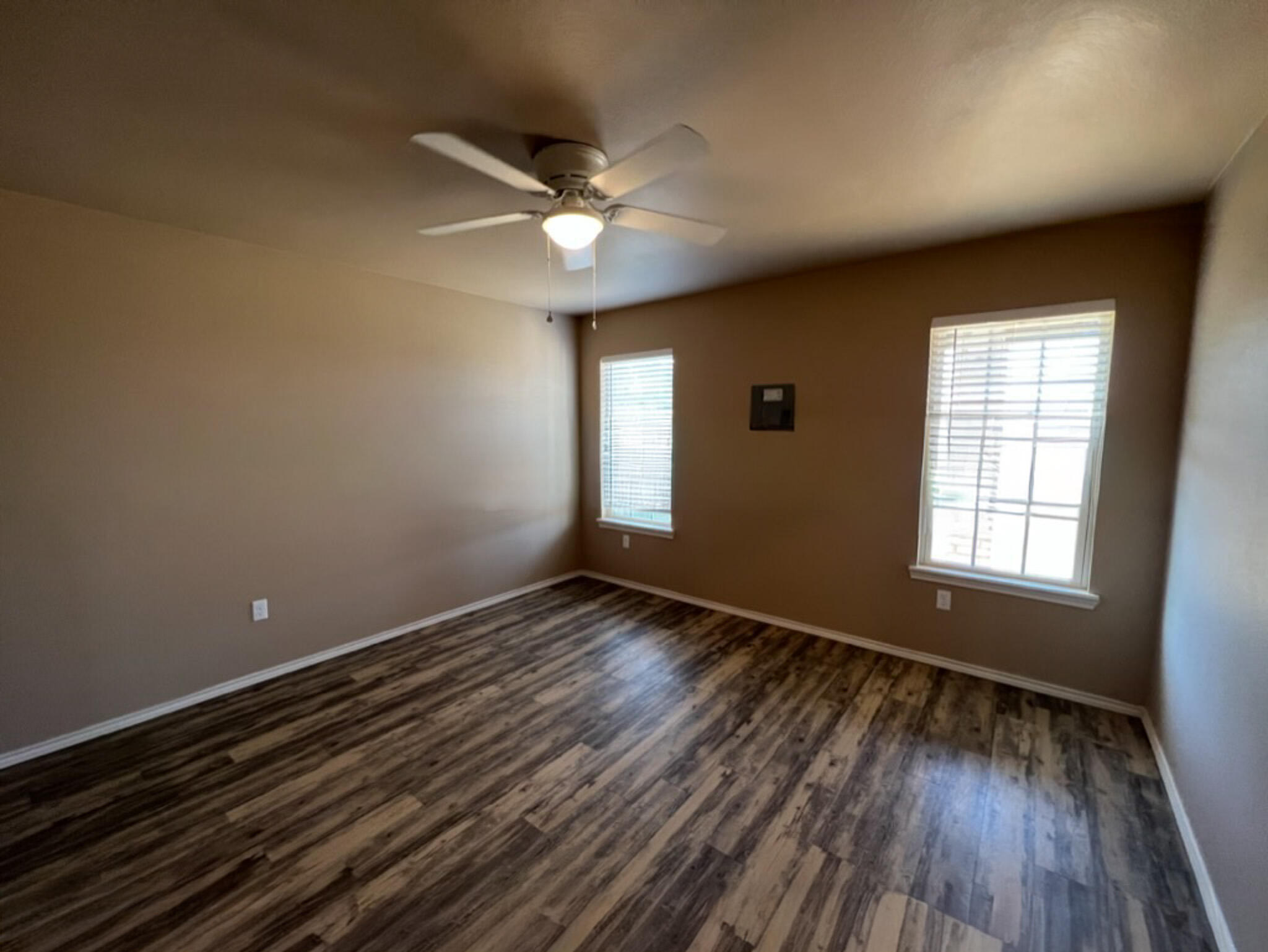 7412 5th Street, UNIT 2