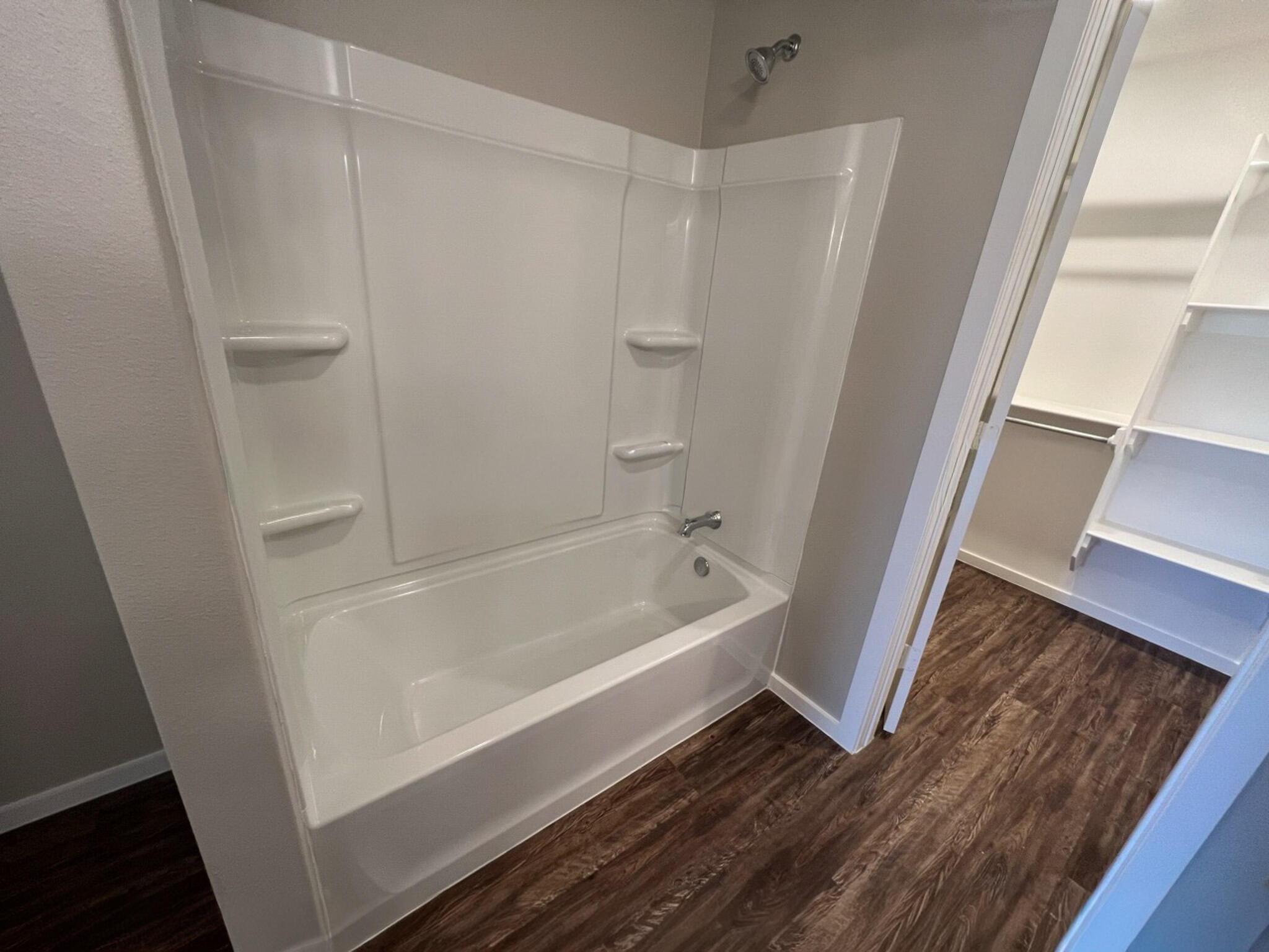 2102 Kokomo Avenue, Unit b