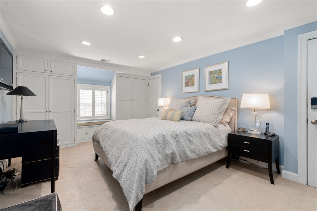 5 Ivy Road