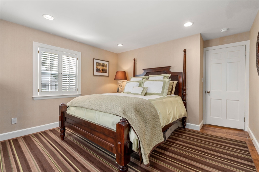 5 Ivy Road