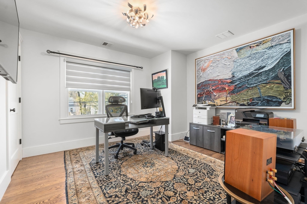 3 Strathmore Road