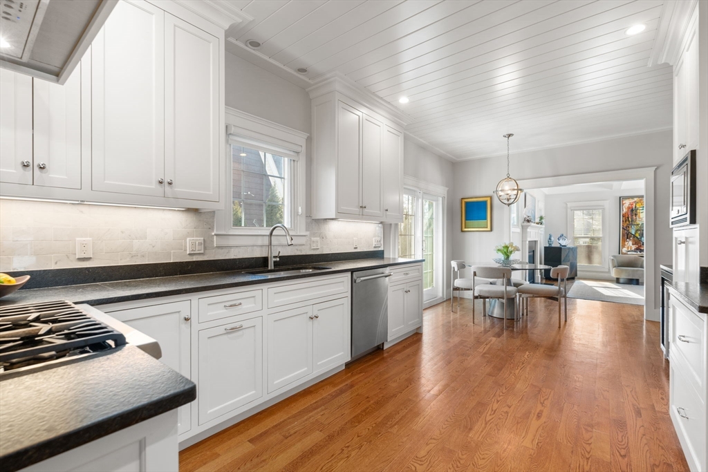 3 Strathmore Road