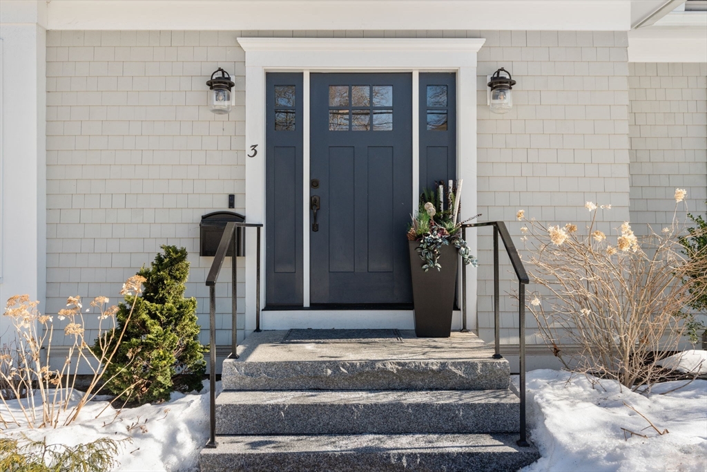 3 Strathmore Road