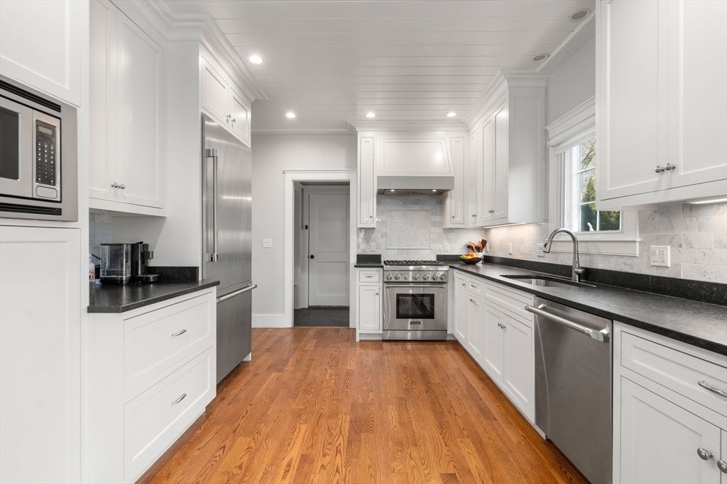 3 Strathmore Road