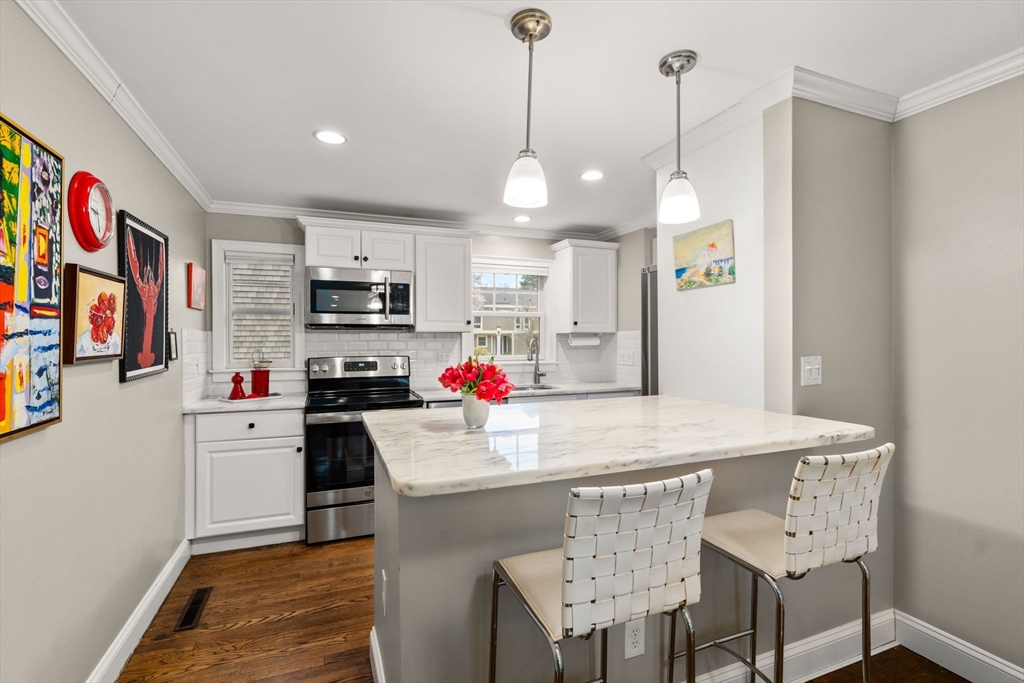 11 Oak St # 16