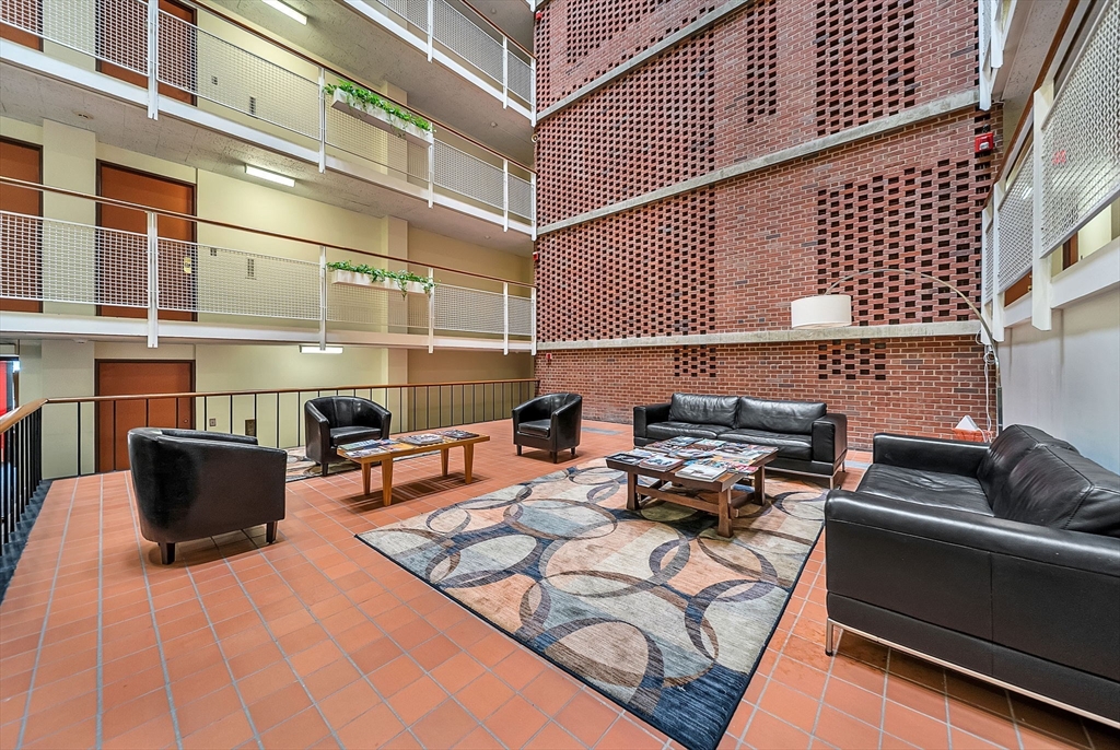 29 Concord Avenue # 709