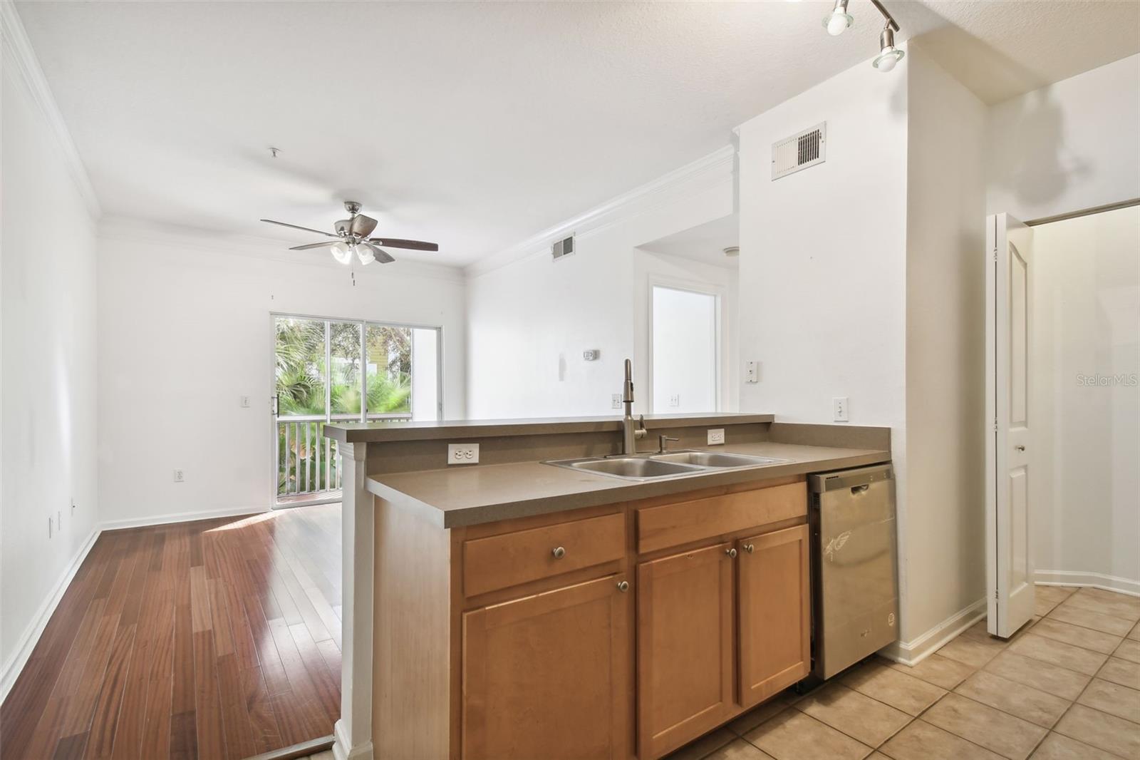 4207 S DALE MABRY HWY #6208