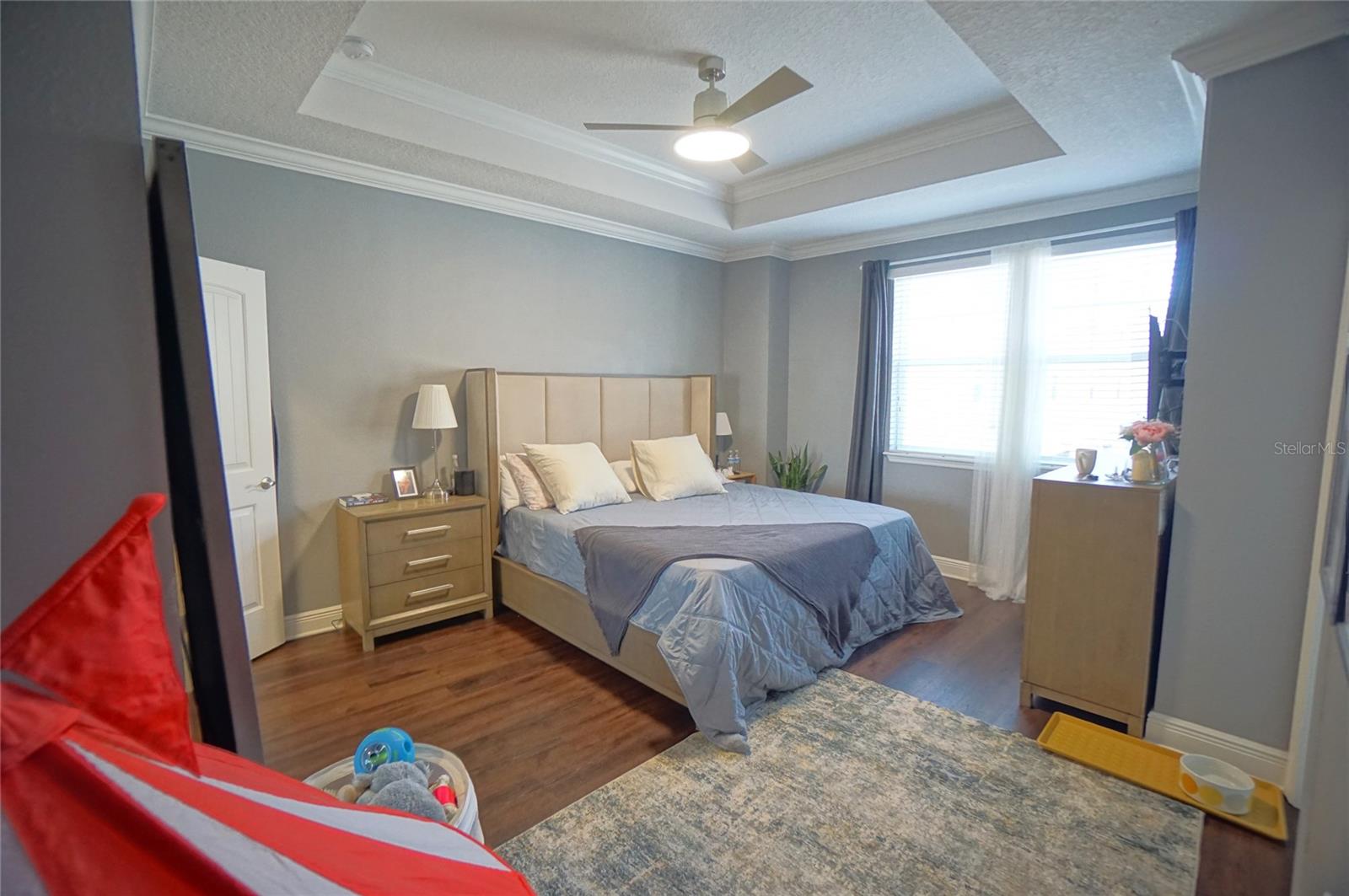 115 N ARRAWANA AVE #8