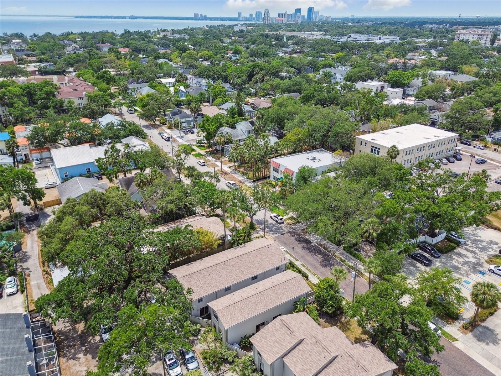 310 S DELAWARE AVE #F