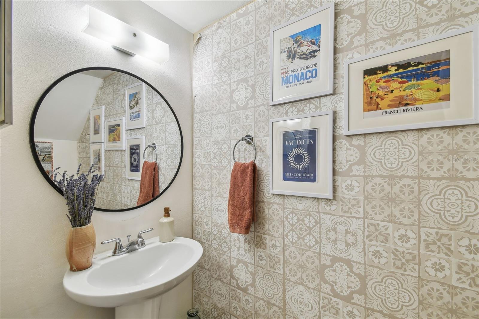 310 S DELAWARE AVE #F