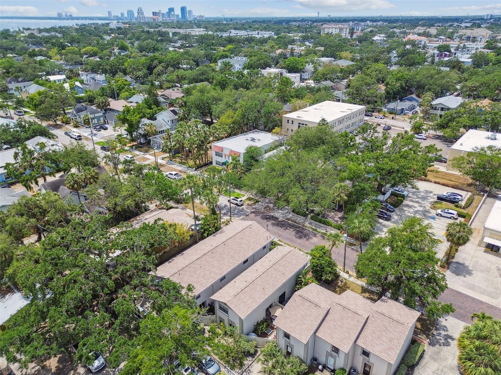 310 S DELAWARE AVE #F