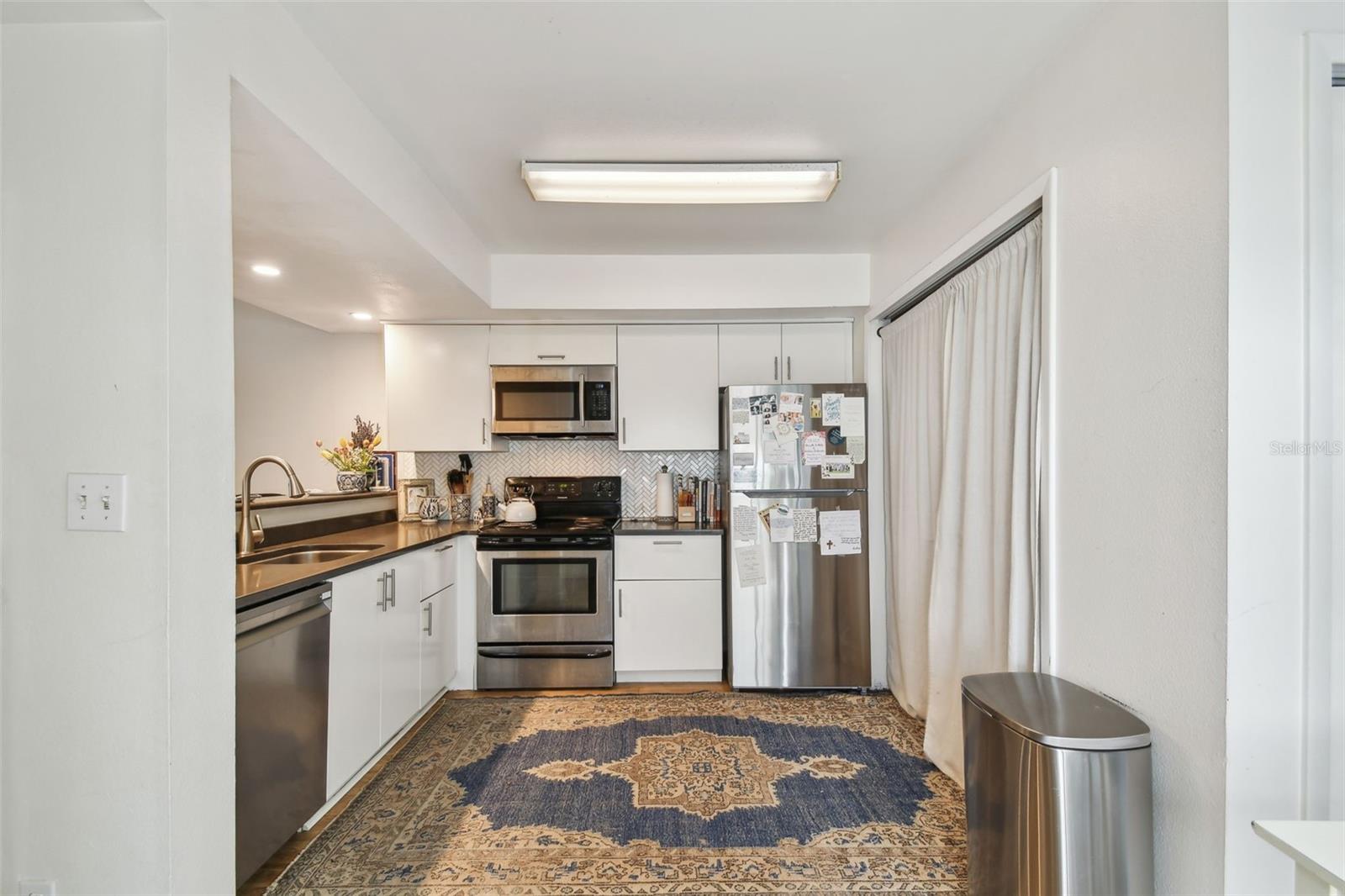 310 S DELAWARE AVE #F