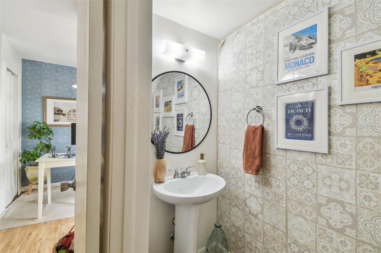 310 S DELAWARE AVE #F