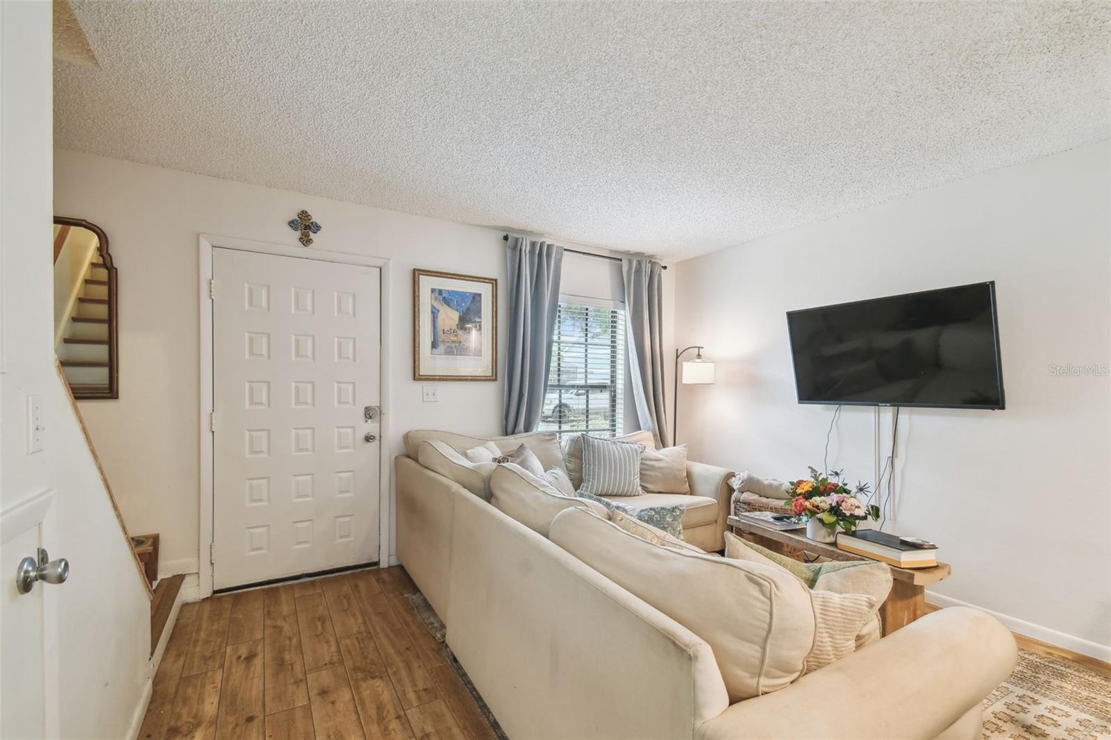 310 S DELAWARE AVE #F